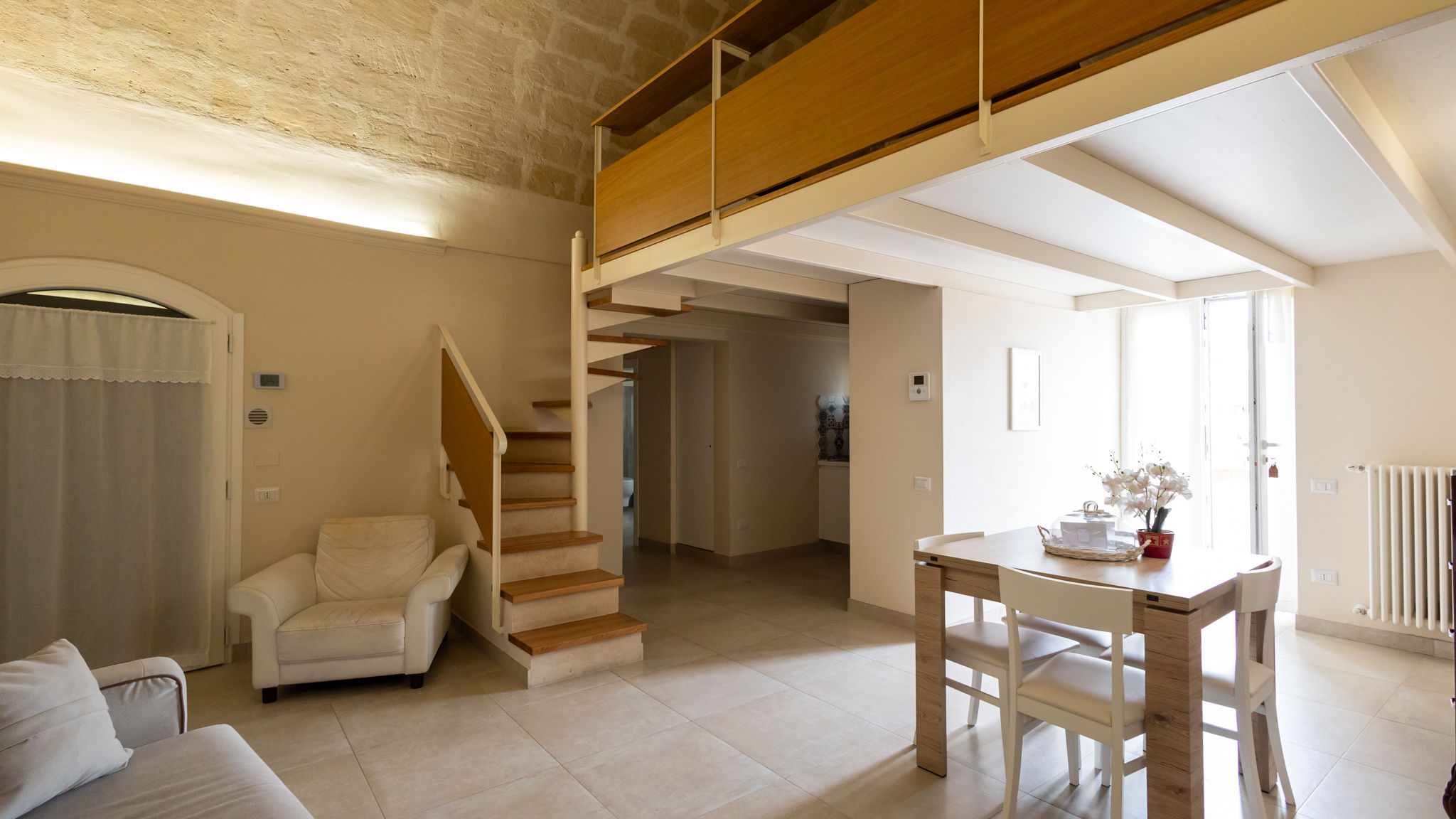 Italianway Matera La finestra sul campanile - Rosaria