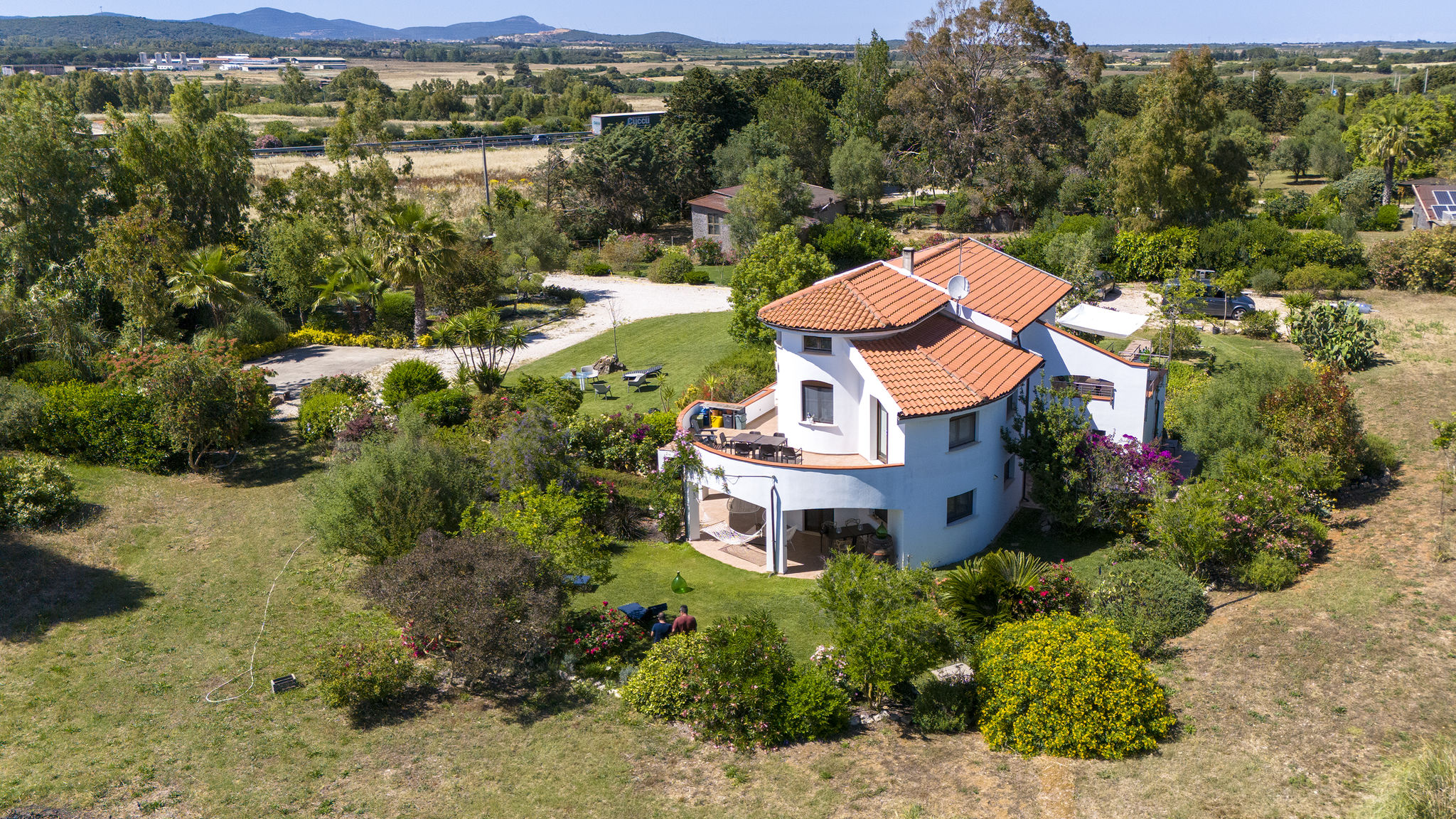 Italianway Olmedo Sardinia Re - Villa Fioretta Flowers Apartments - Garden Apartment