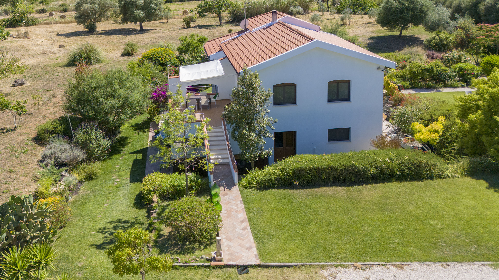 Italianway Olmedo Sardinia Re - Villa Fioretta Flowers Apartments - Terrace Apartment