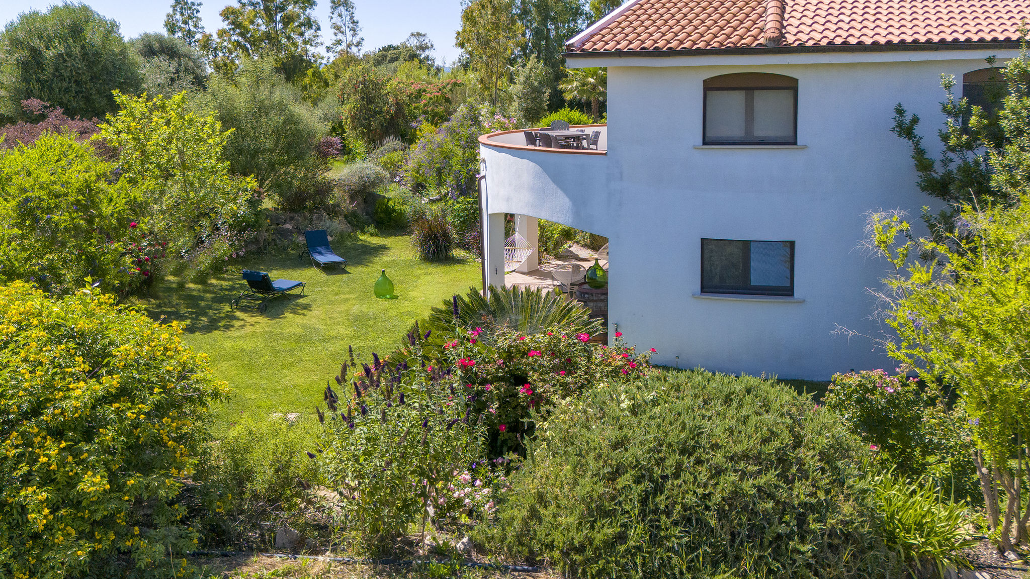 Italianway Olmedo Sardinia Re - Villa Fioretta Flowers Apartments - Garden Apartment