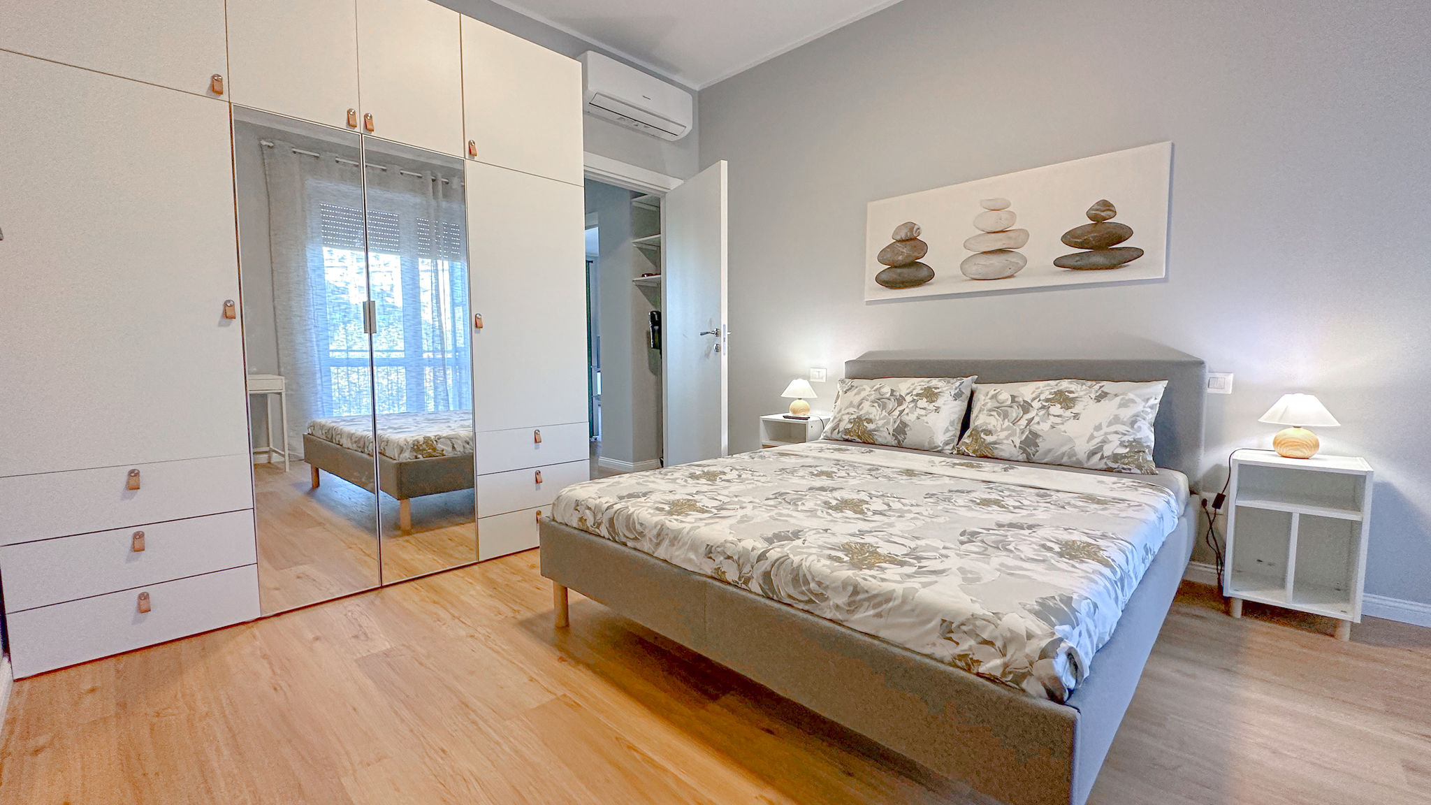 Italianway Milano Torre 24 - Luxury Naviglio suite