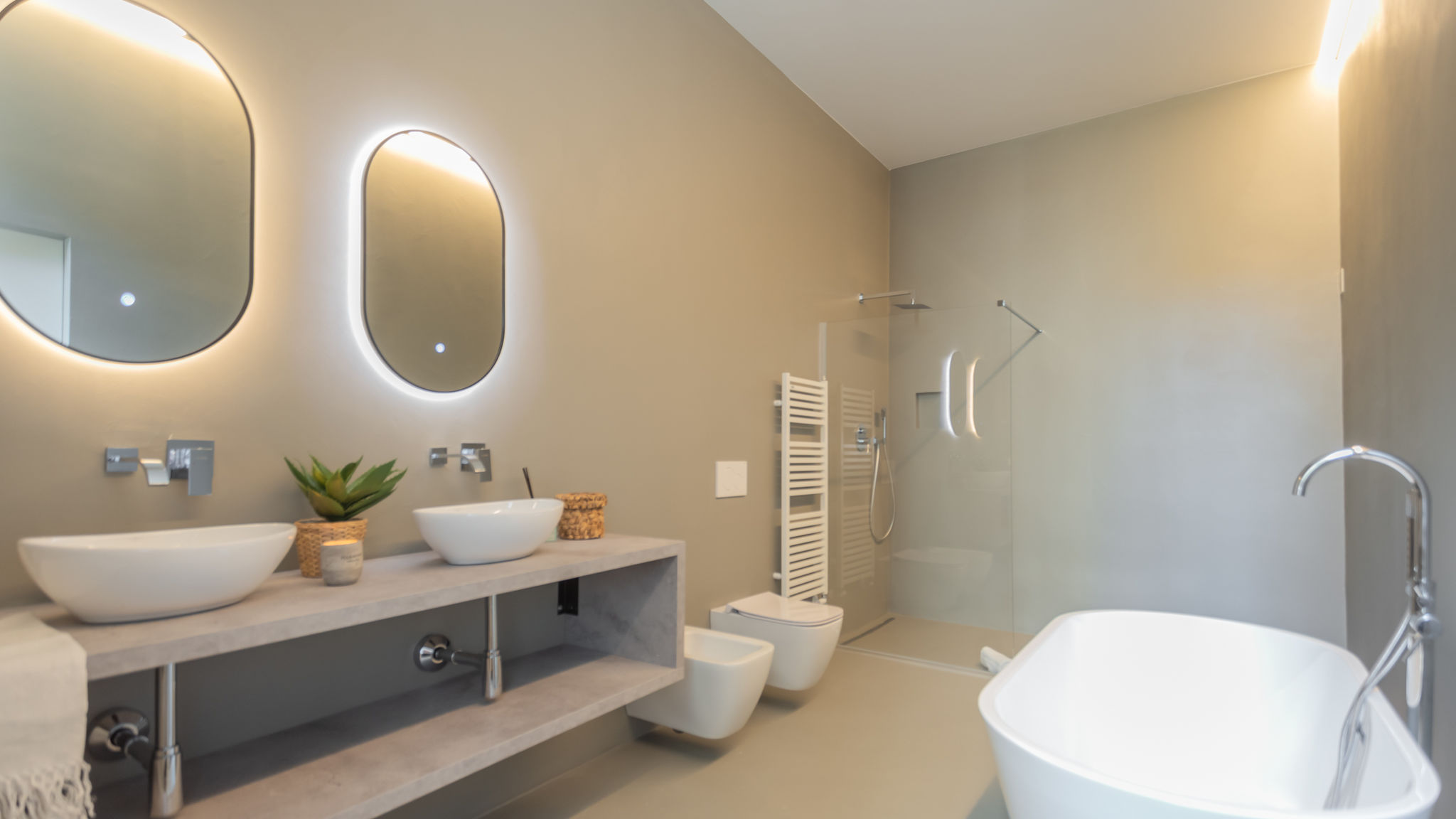 RentAllComo Como Como Liberty Suites - Garbo