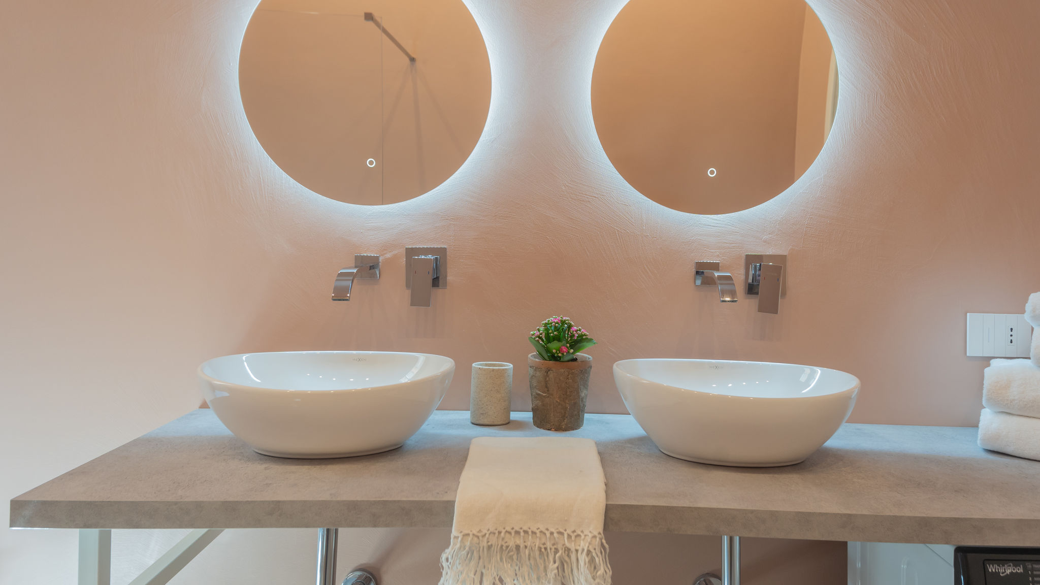 RentAllComo Como Como Liberty Suites - Garbo