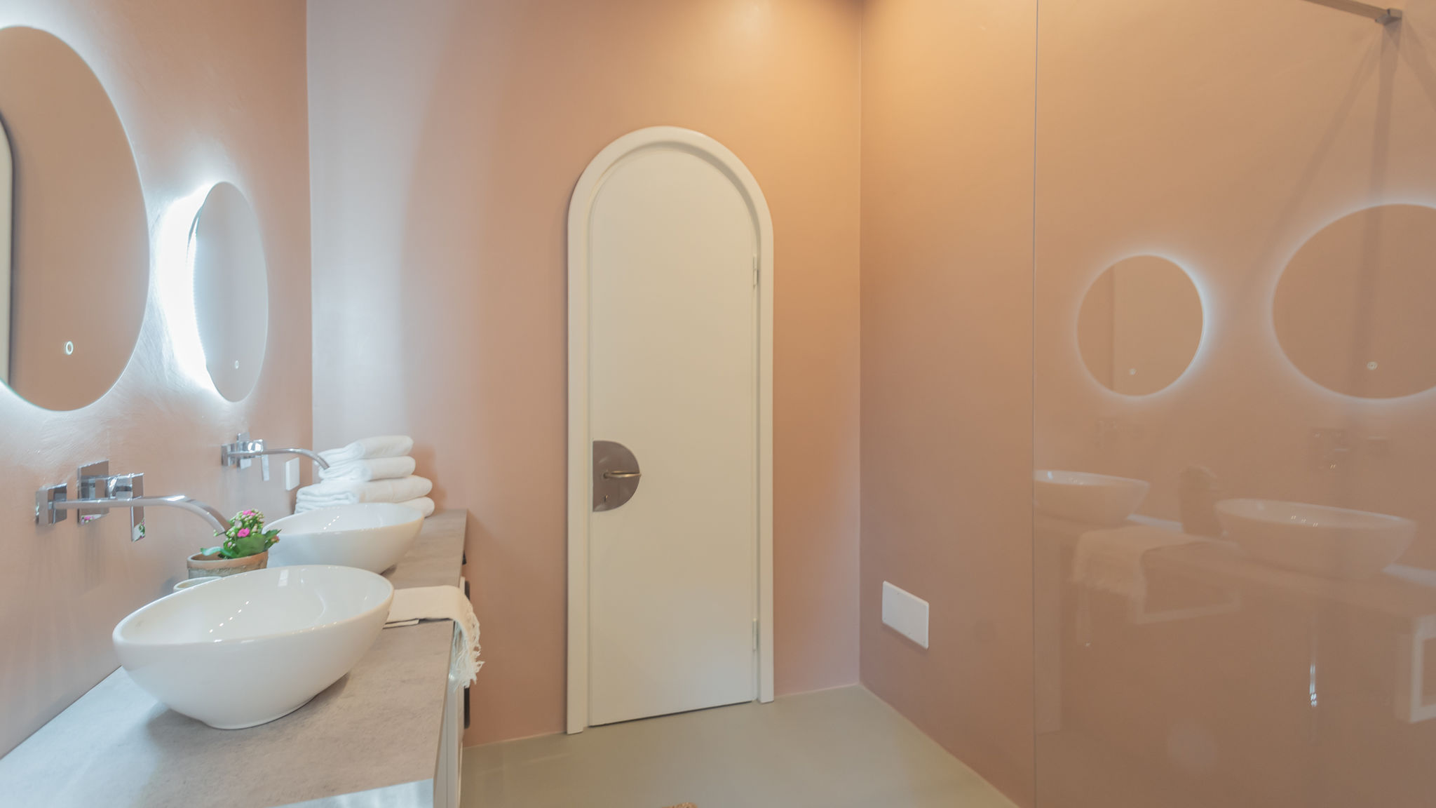 RentAllComo Como Como Liberty Suites - Garbo