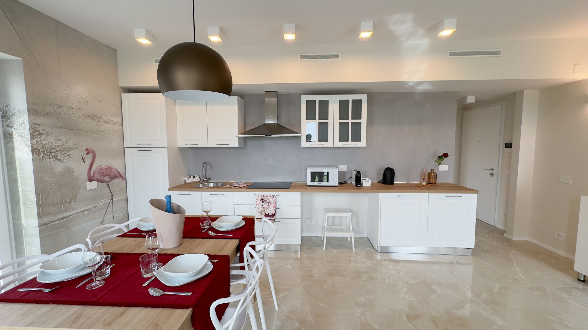 Italianway Chioggia Fairmont Seafront Flamingo Suite by Ca-Sa Check