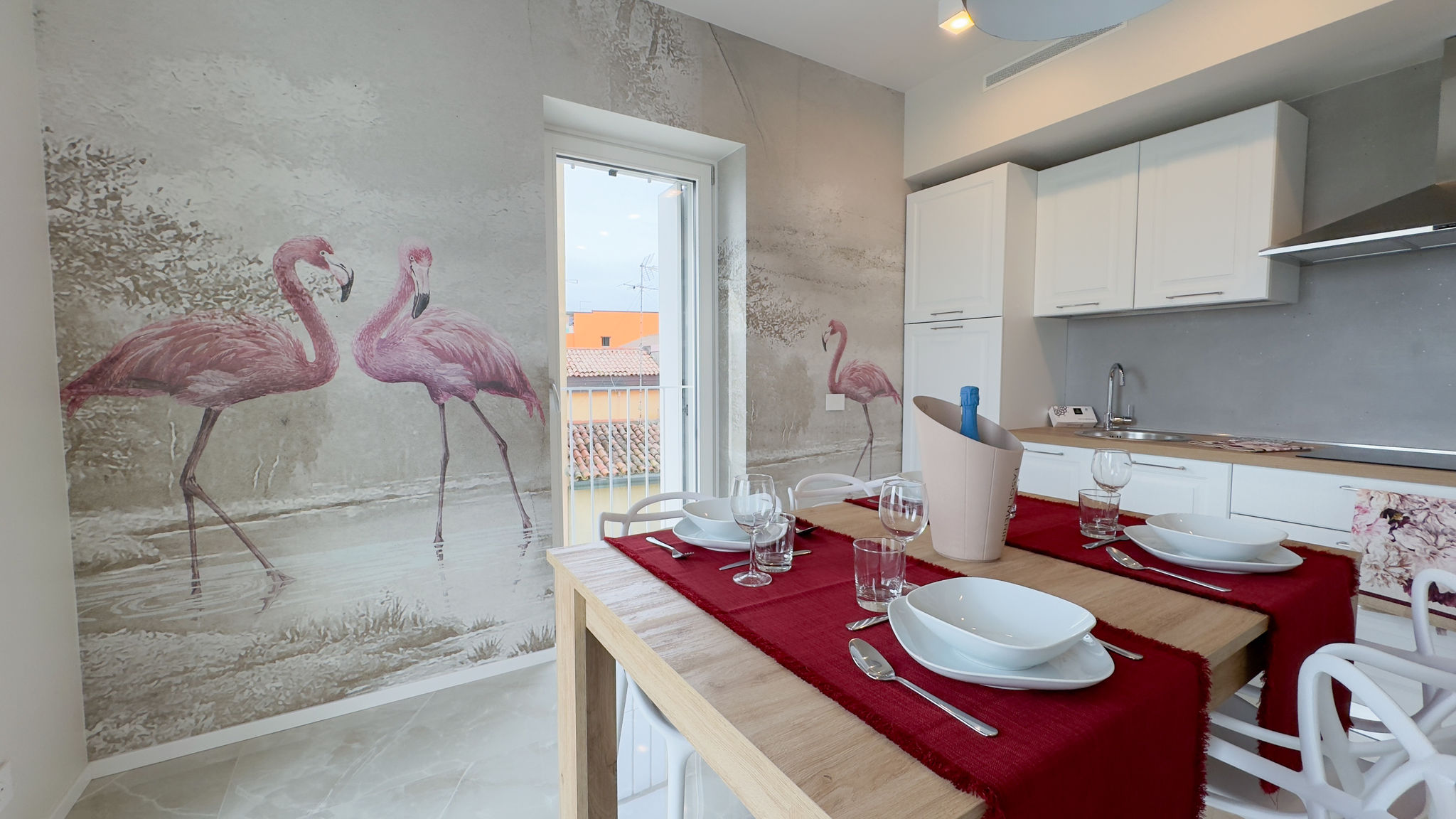 Italianway Chioggia Fairmont Seafront Flamingo Suite by Ca-Sa Check