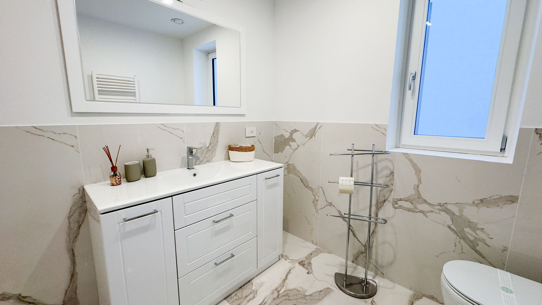 CA.SA CHECK Chioggia Fairmont Seafront Acquamarine Suite by Ca-Sa Check