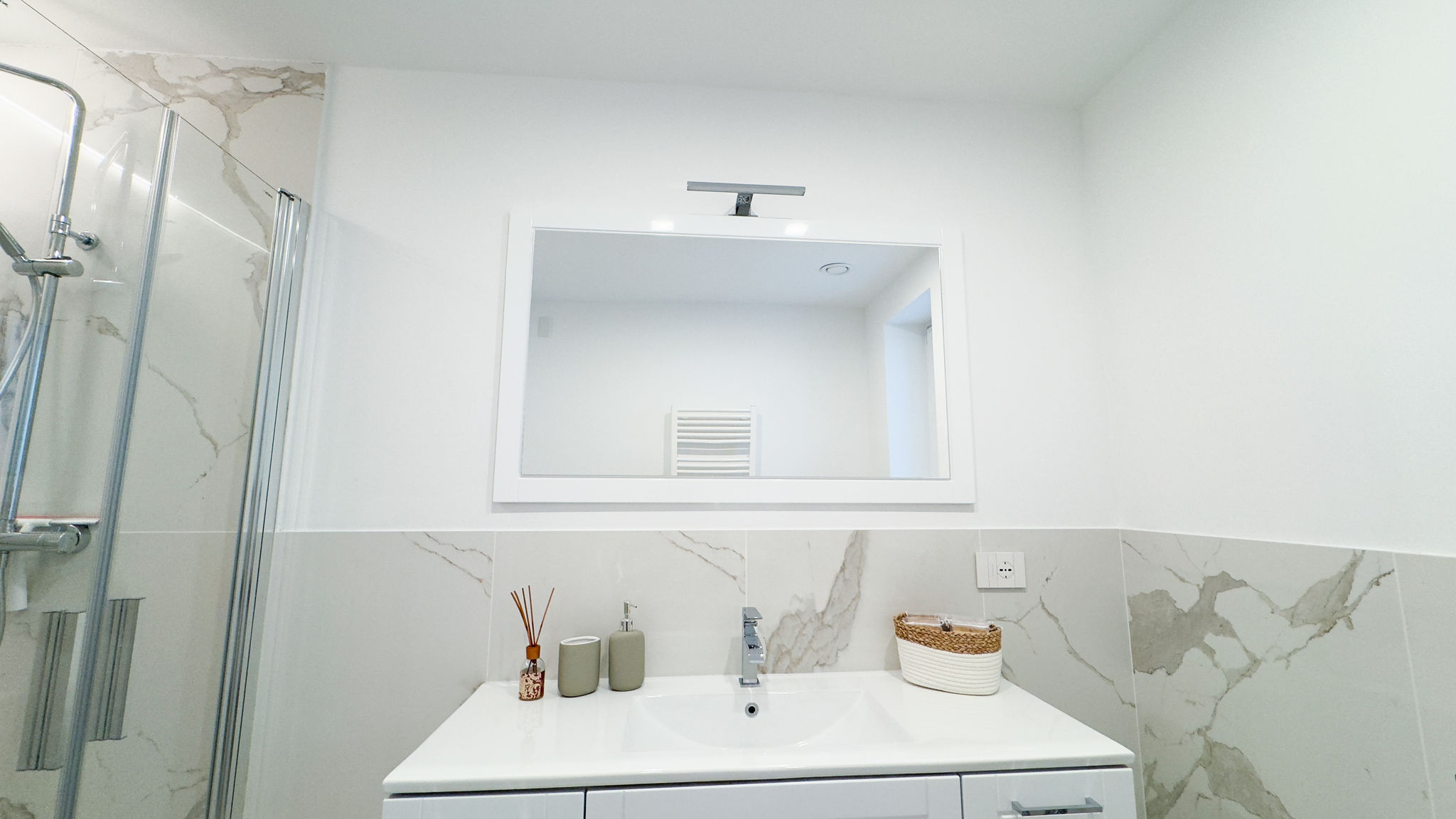 CA.SA CHECK Chioggia Fairmont Seafront Acquamarine Suite by Ca-Sa Check