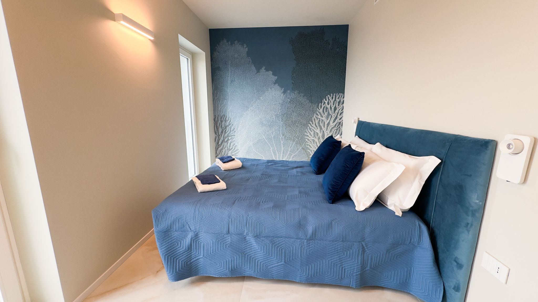 CA.SA CHECK Chioggia Fairmont Seafront Acquamarine Suite by Ca-Sa Check