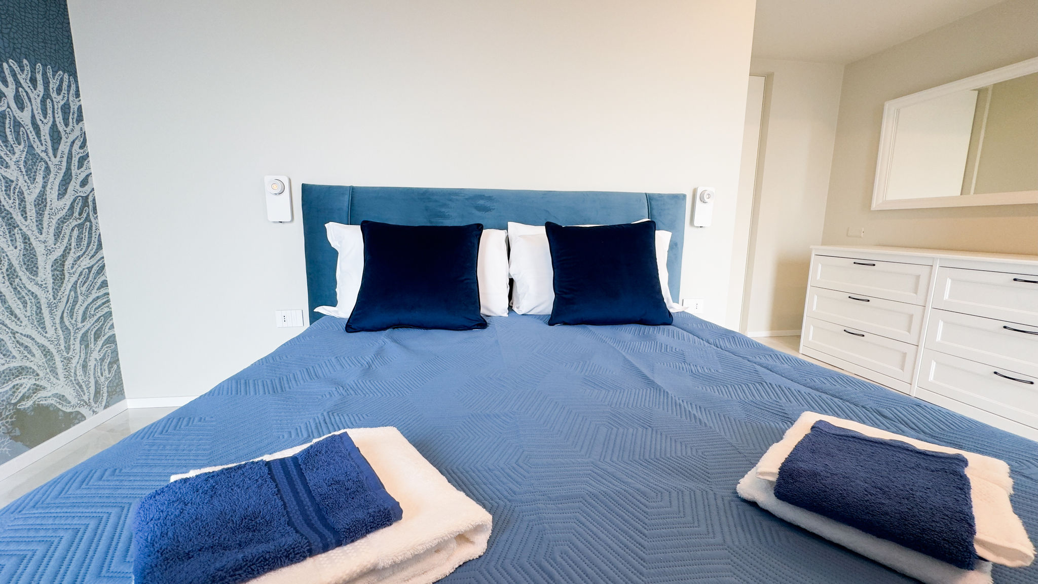 CA.SA CHECK Chioggia Fairmont Seafront Acquamarine Suite by Ca-Sa Check