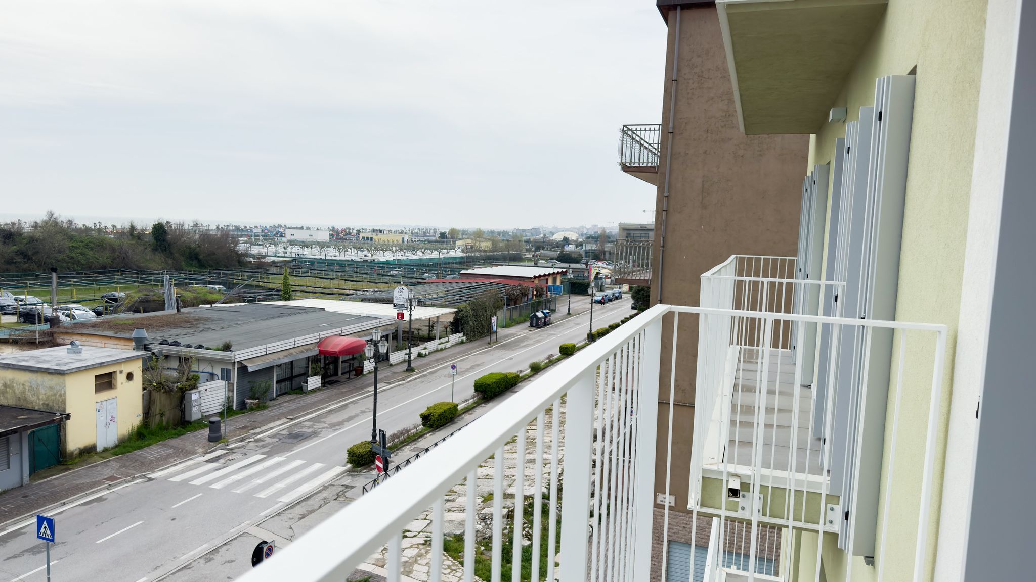 CA.SA CHECK Chioggia Fairmont Seafront Acquamarine Suite by Ca-Sa Check