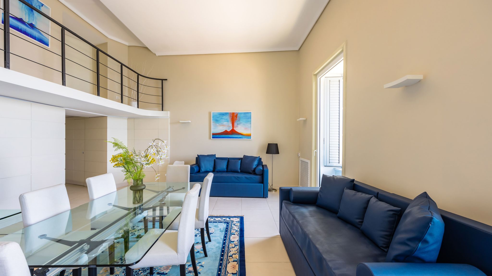 Italianway Napoli Blu Breeze on Seafront with parking