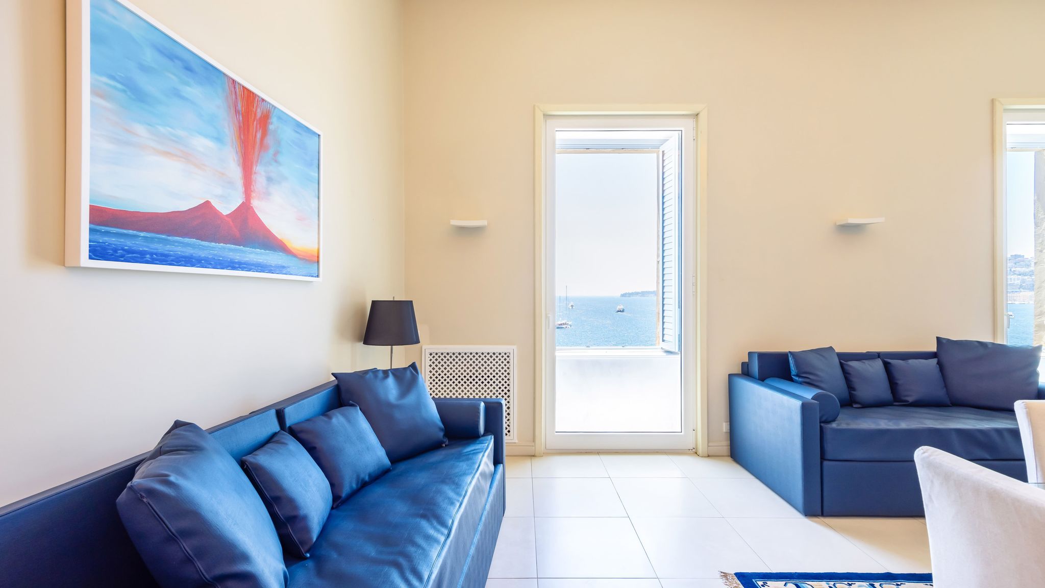 Italianway Napoli Blu Breeze on Seafront with parking