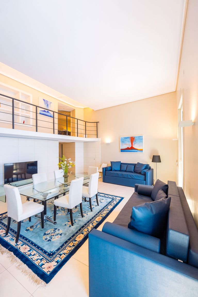 Italianway Napoli Blu Breeze on Seafront with parking