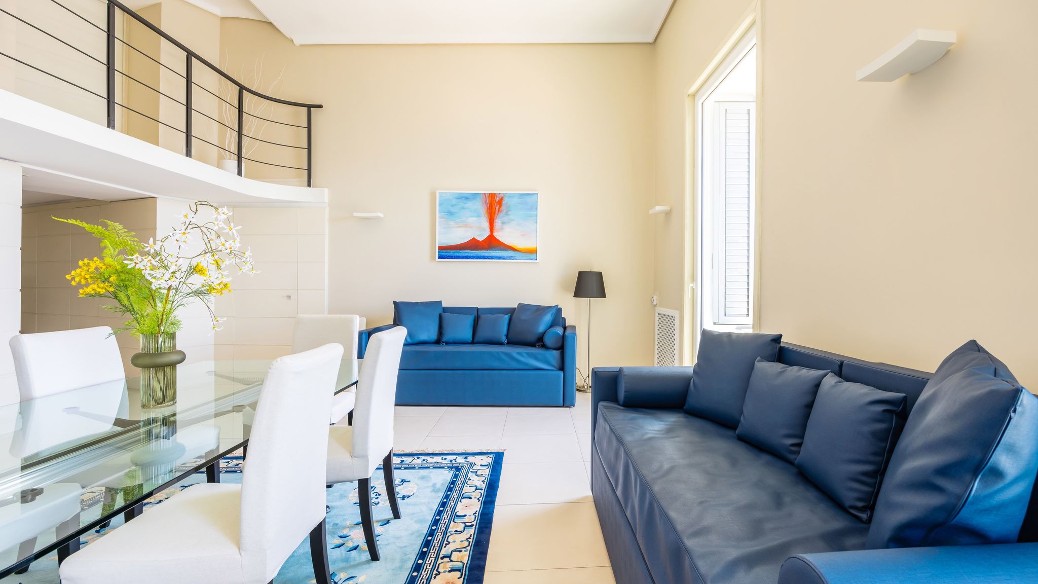 Italianway Napoli Blu Breeze on Seafront with parking