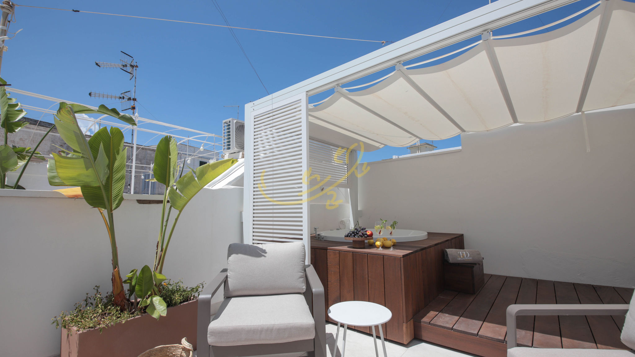 Italianway Monopoli TD Palazzo Maris Il Faro Sea View Townhouse