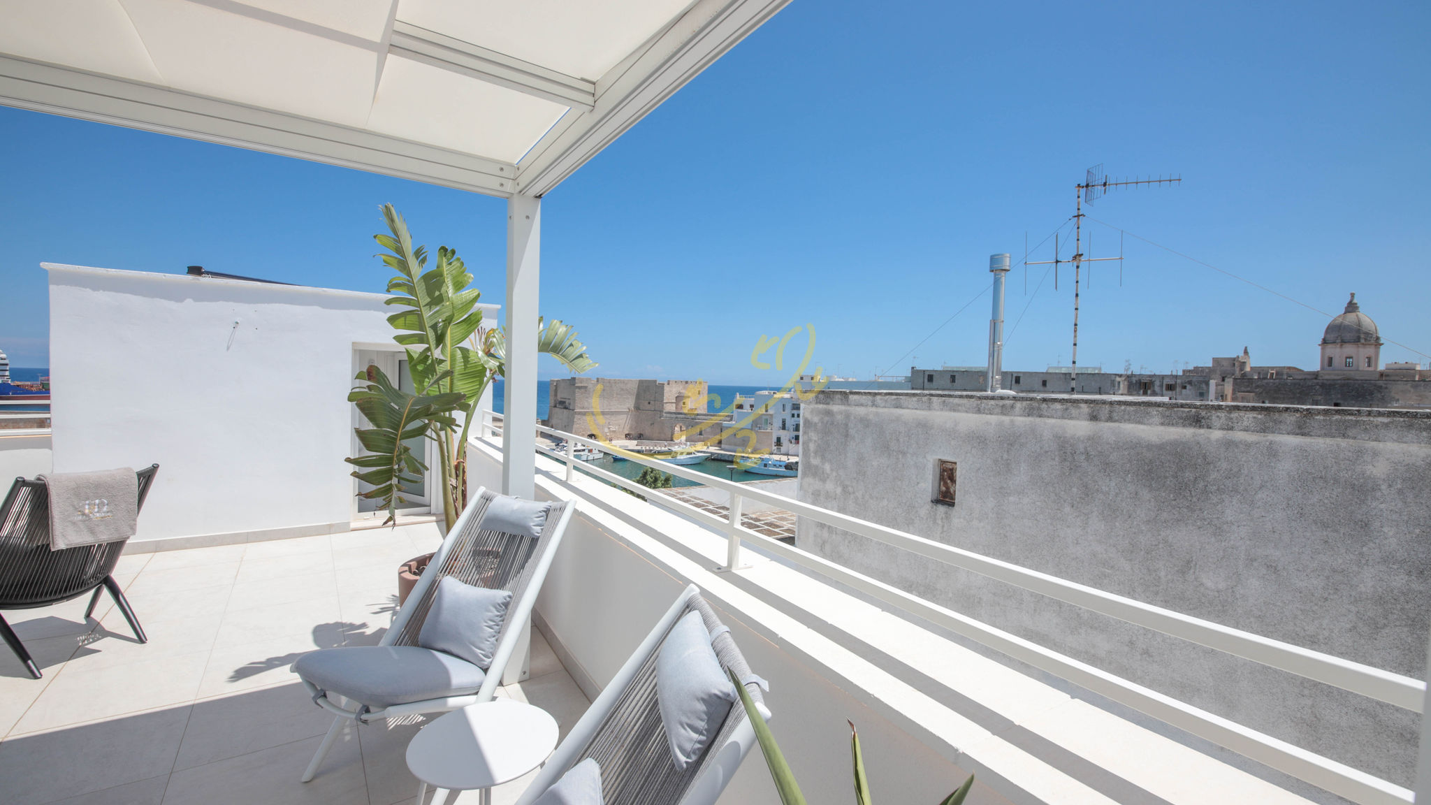 Italianway Monopoli TD Palazzo Maris Il Gozzo Townhouse with Sea View