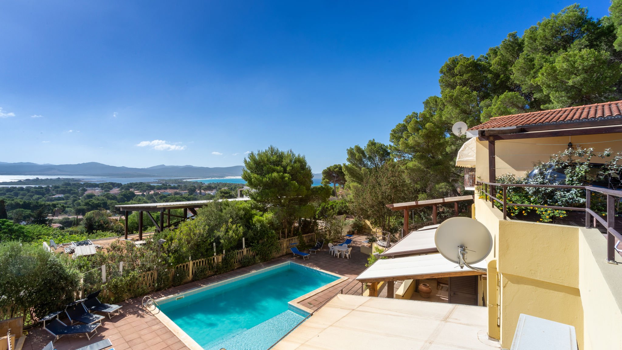 Italianway Sant'Anna Arresi Splendid View apartment with shared swimming pool - Porto Pino hill