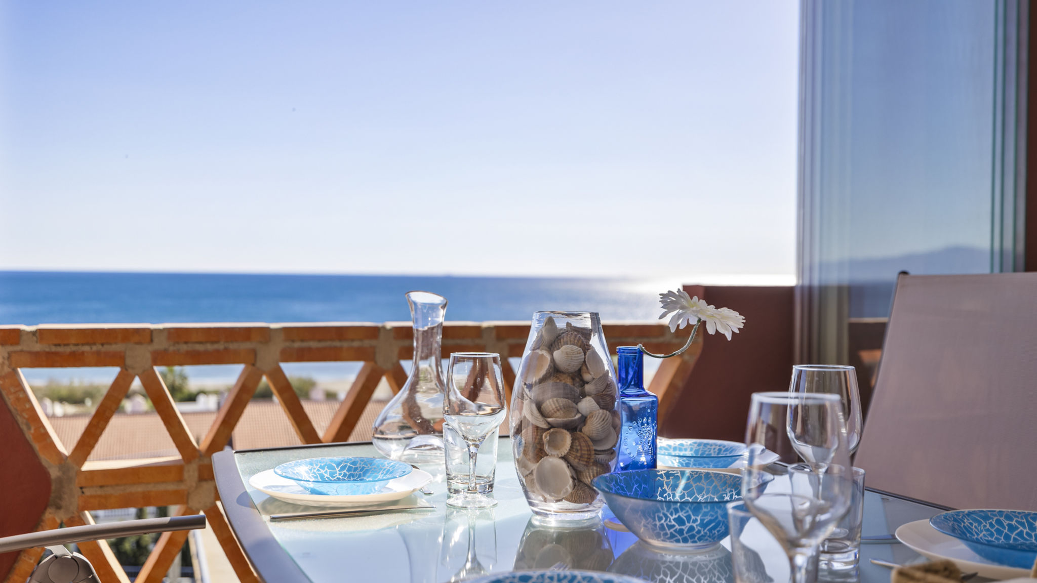 Costarentals Manilva Breathtaking beachfront terrace in Manilva by Costarentals - Ref M45
