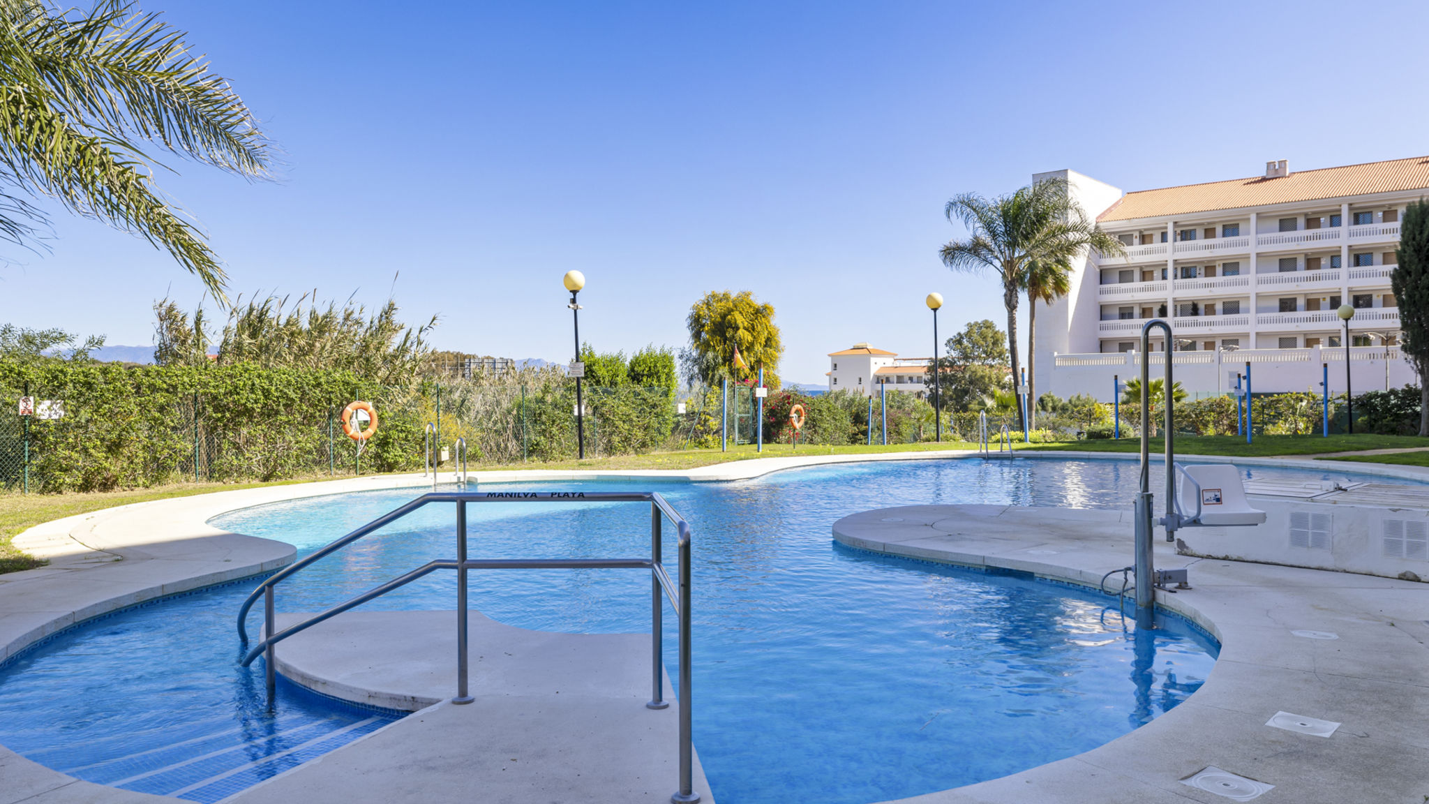 Costarentals Manilva Breathtaking beachfront terrace in Manilva by Costarentals - Ref M45
