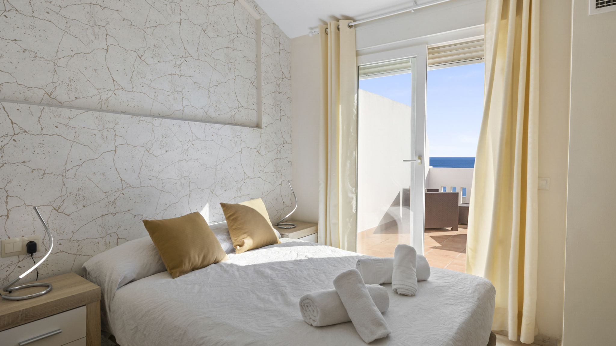 Costarentals Manilva Breathtaking beachfront terrace in Manilva by Costarentals - Ref M45
