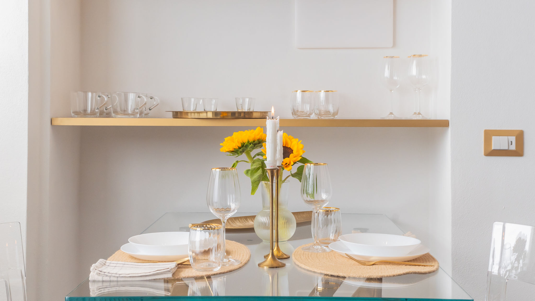 RentAllComo Como Como Dreams Apartments - Gold Suite