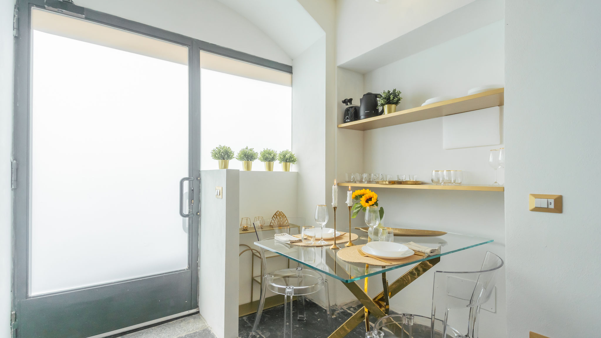 RentAllComo Como Como Dreams Apartments - Gold Suite