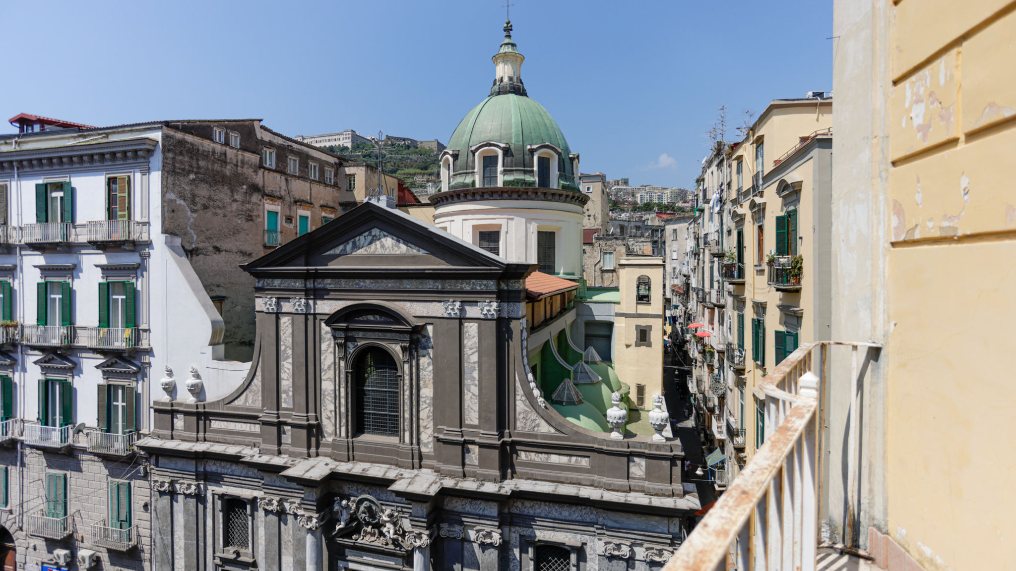 Via Tommaso Caravita 6