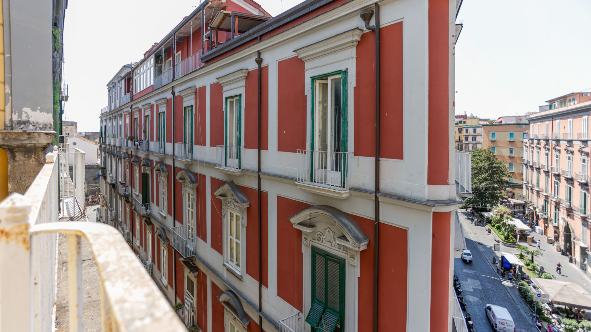 Via Tommaso Caravita 6