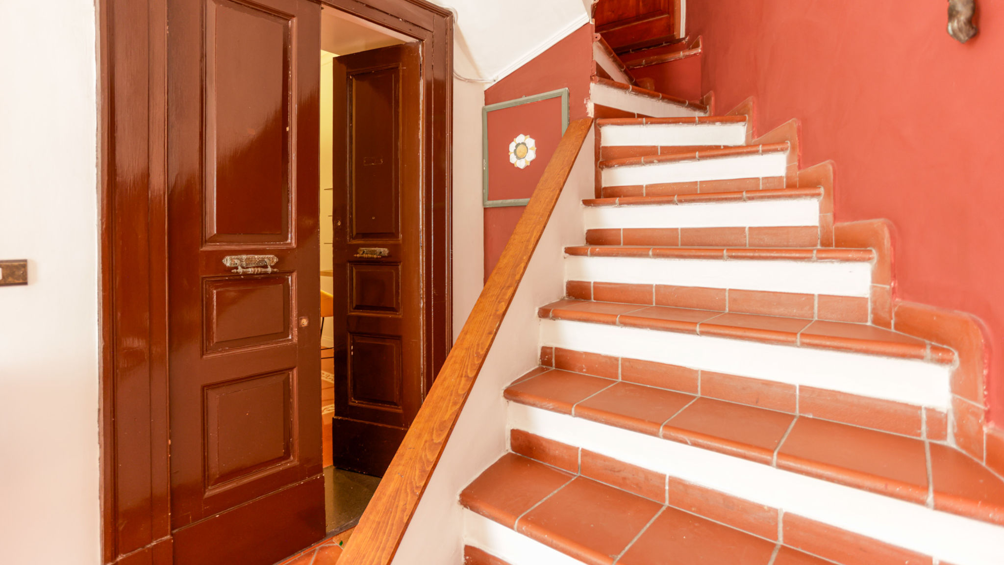 Via Tommaso Caravita 6