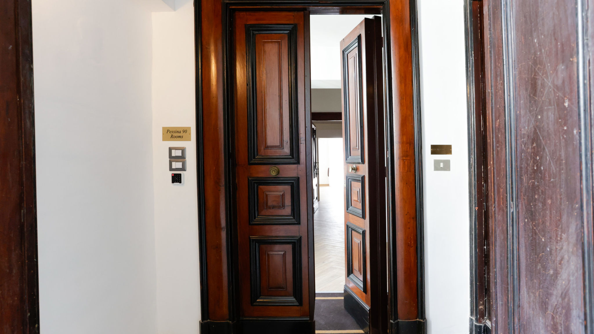 Italianway Napoli Pessina 90 Rooms - Camera 2