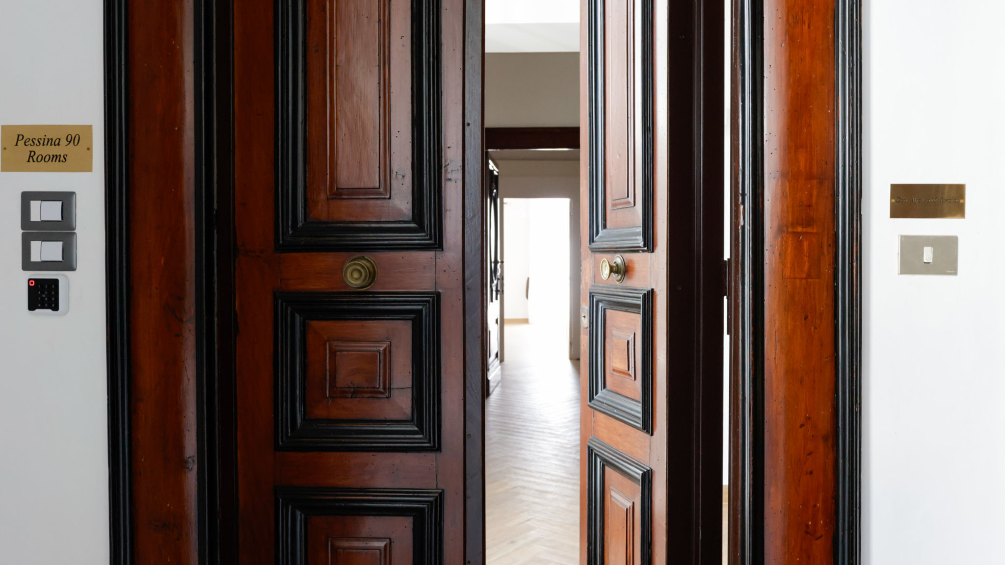 Italianway Napoli Pessina 90 Rooms - Camera 2