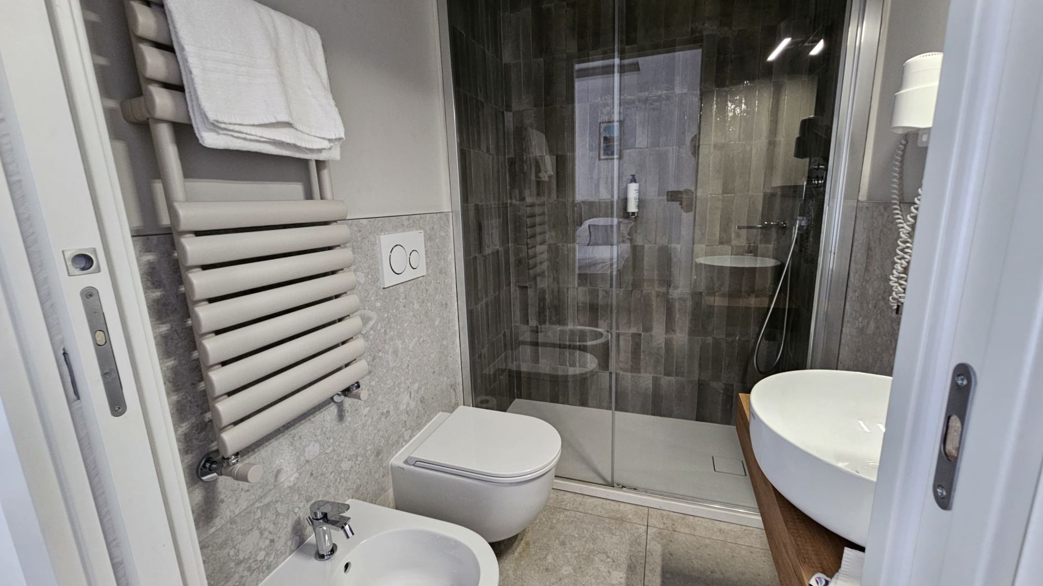 Italianway Civitavecchia Riviera Suites Stanza 2