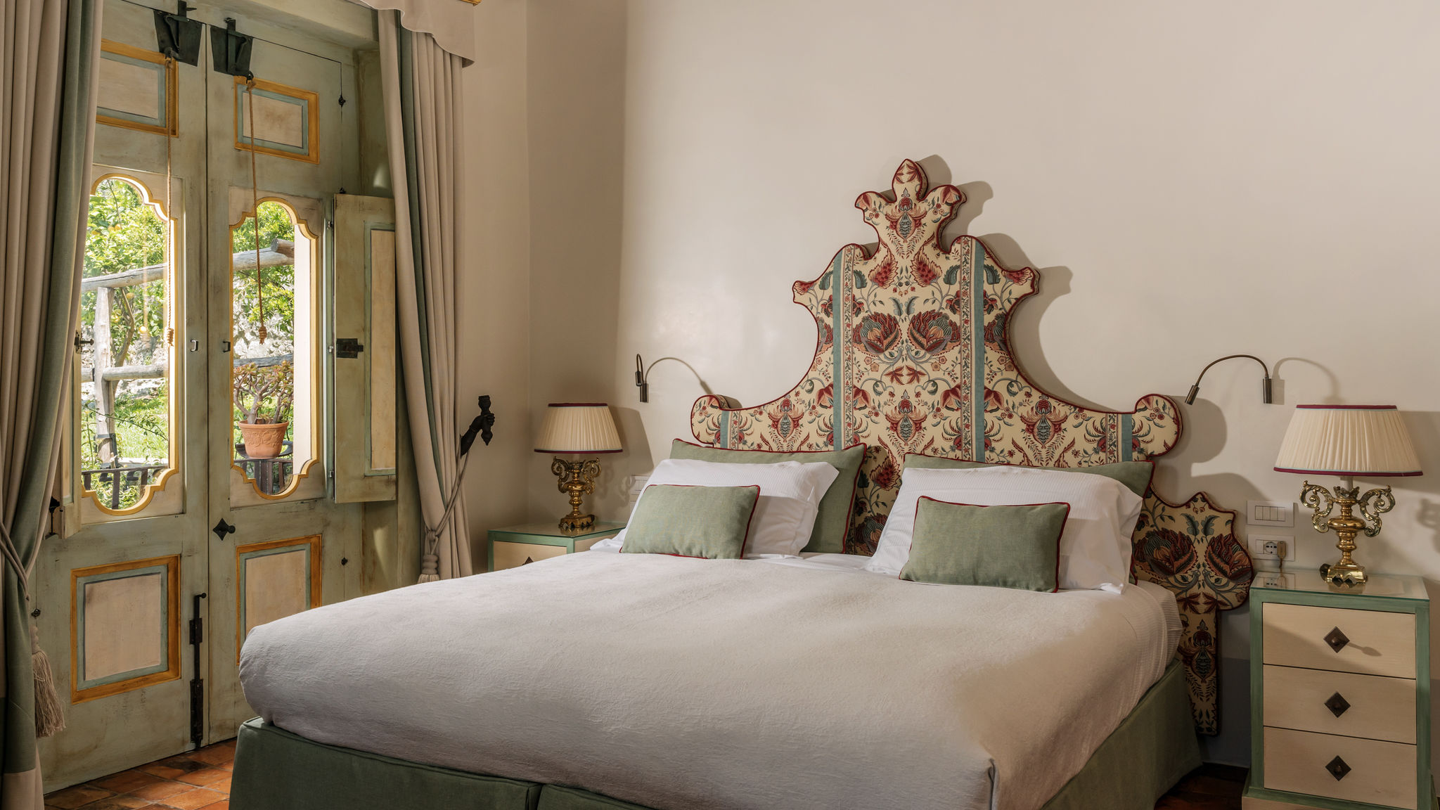 Italianway Positano Palazzo San Pietro by Elite Villas