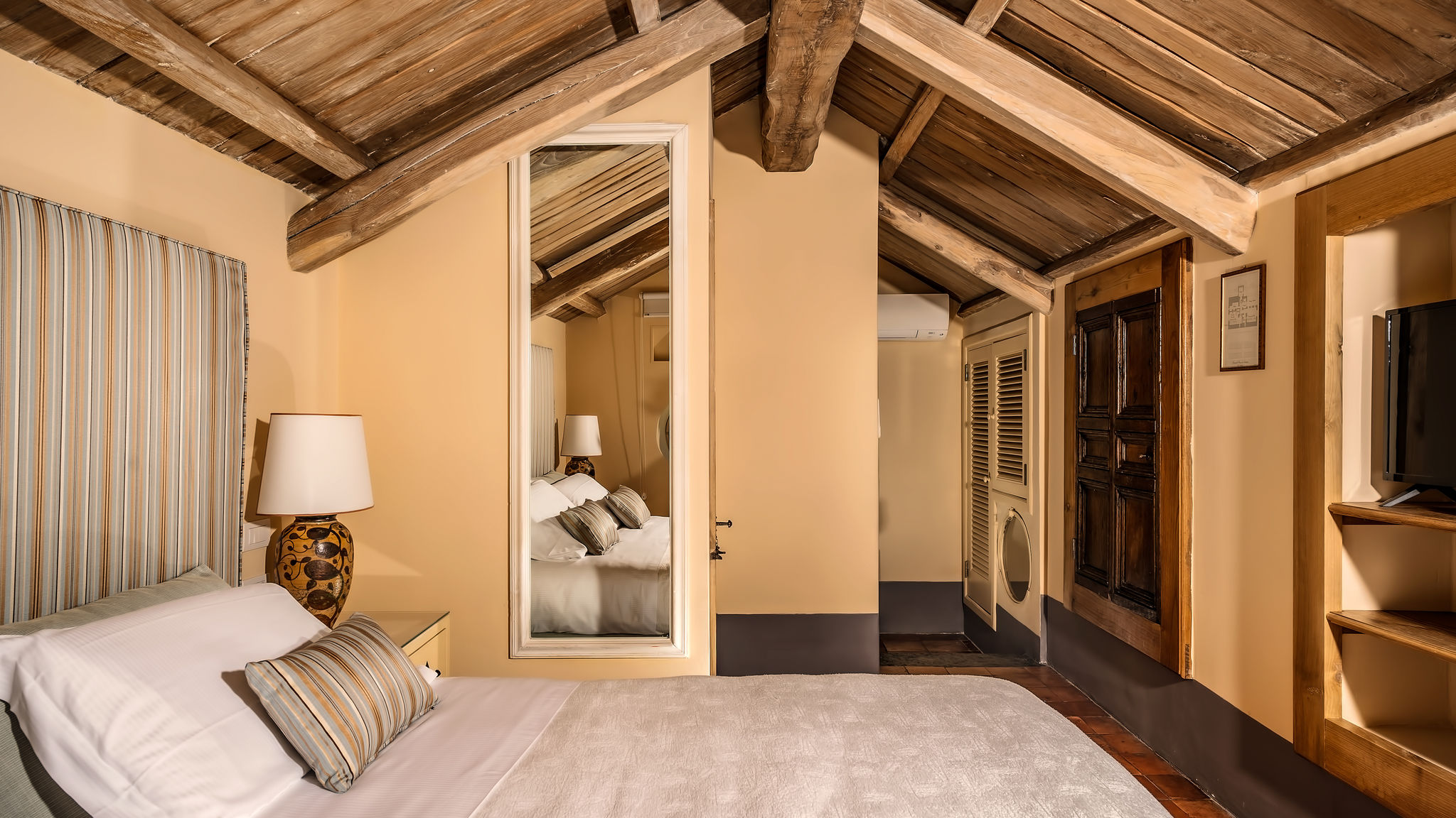 Italianway Positano Palazzo San Pietro by Elite Villas