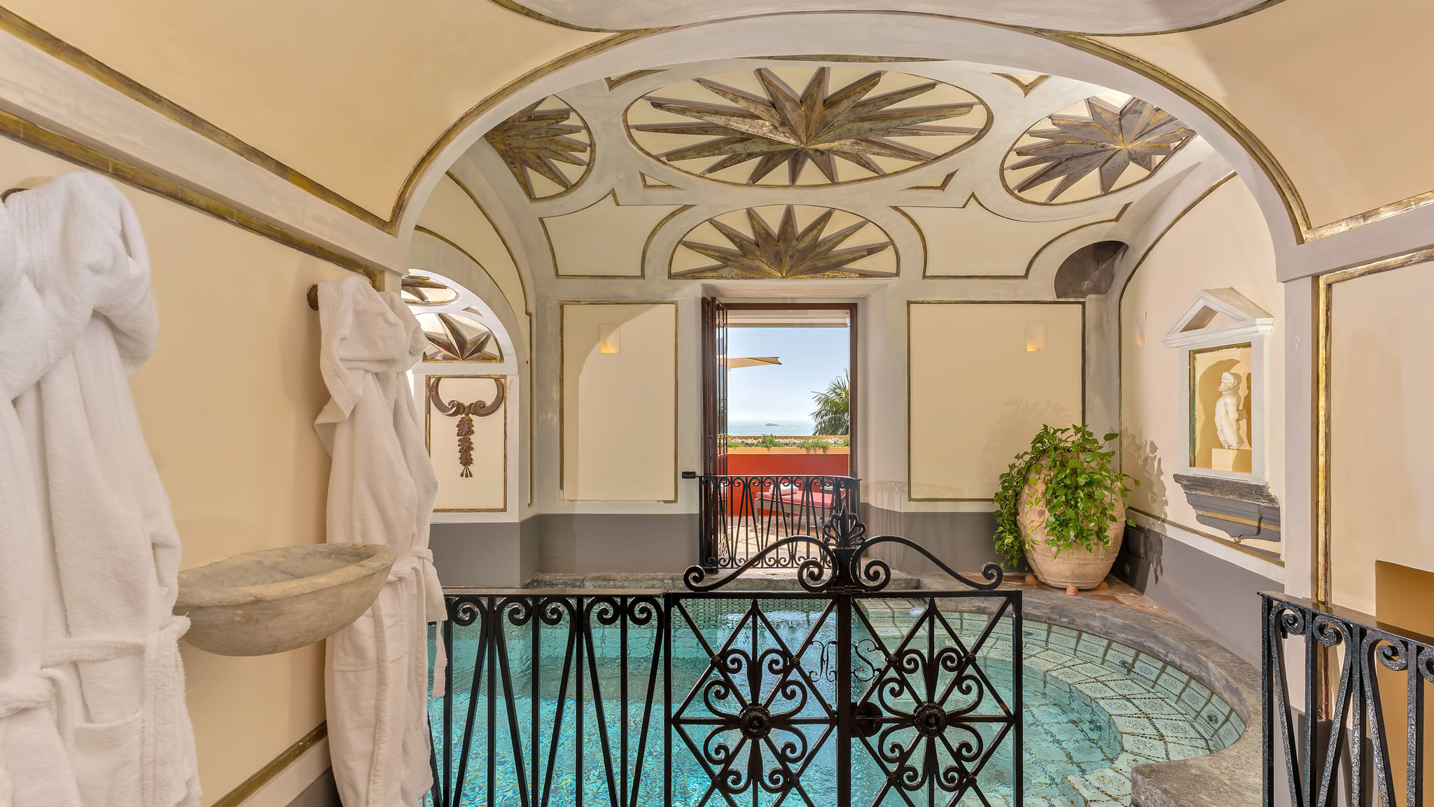 Italianway Positano Palazzo San Pietro by Elite Villas