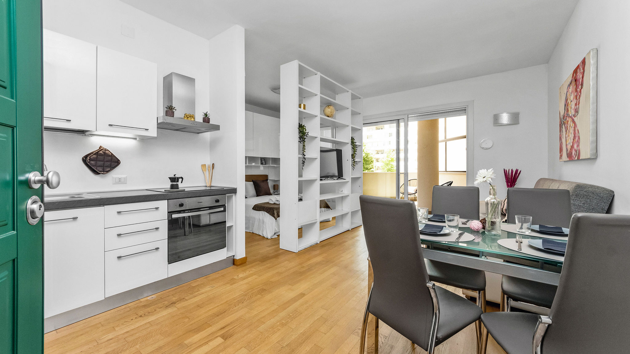 Italianway Roma Maurizio's flat by Domus&Dimore