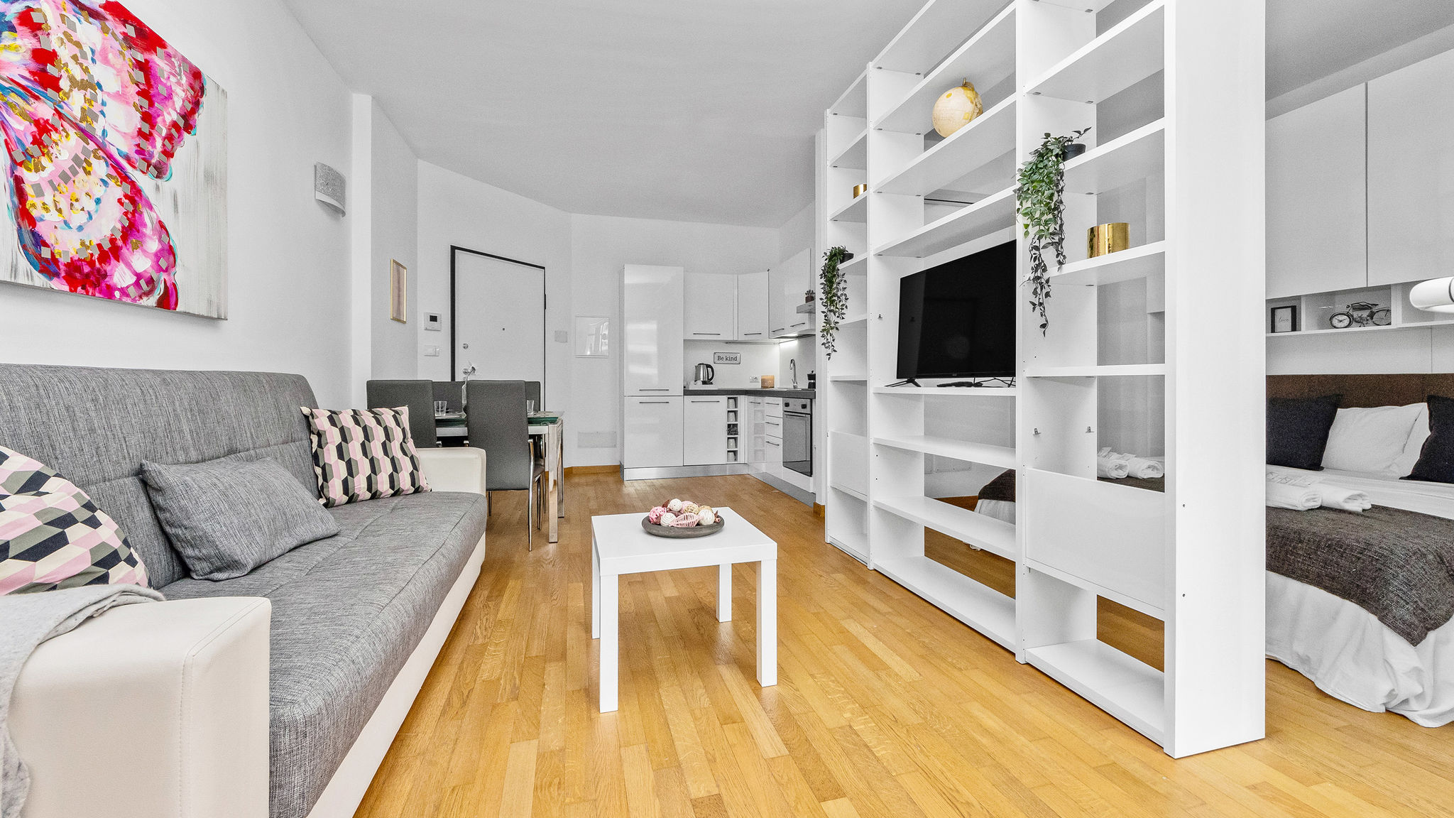 Italianway Roma Maurizio's flat by Domus&Dimore