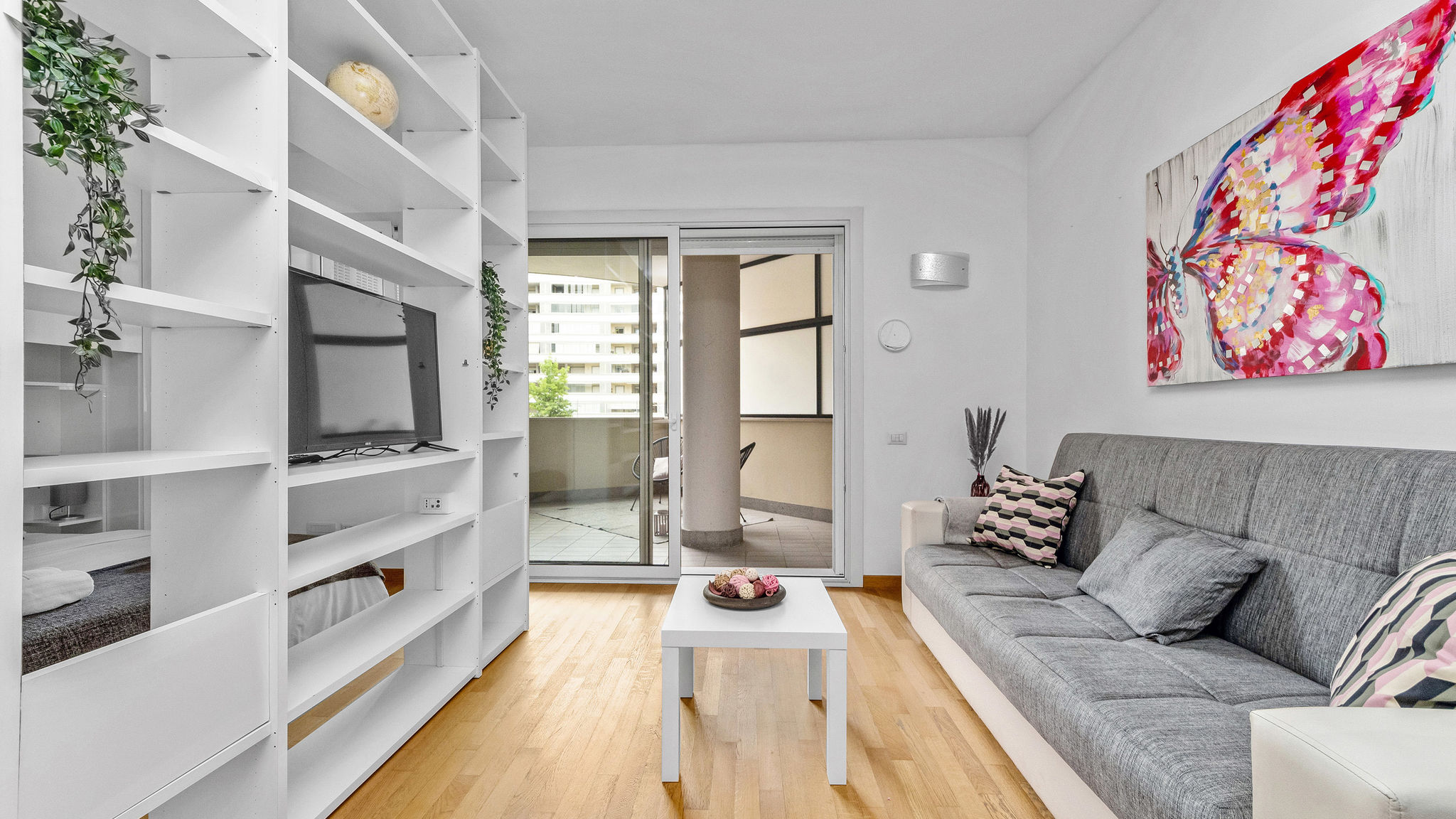 Italianway Roma Maurizio's flat by Domus&Dimore