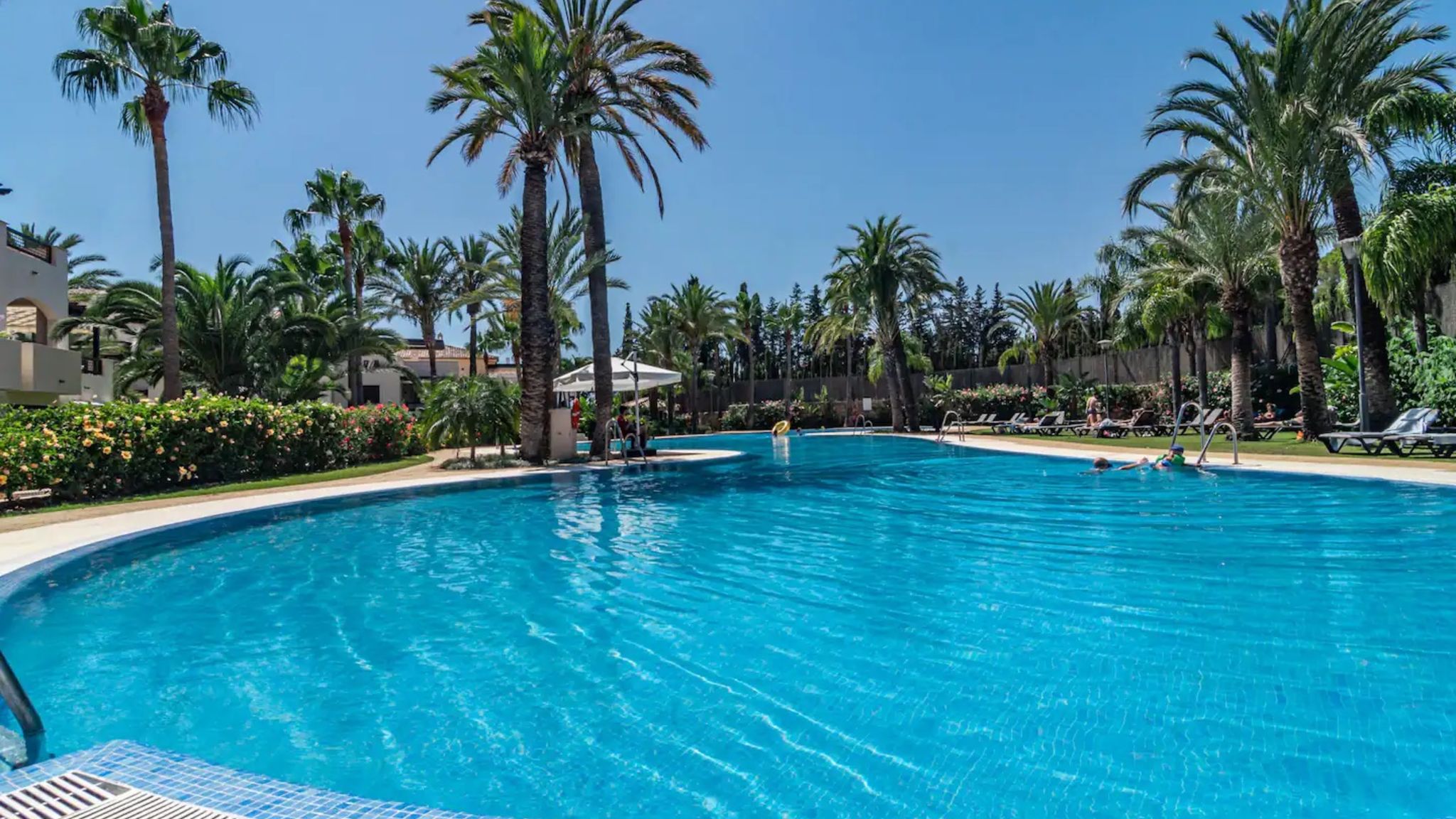 Costarentals Marbella Nueva Andalucia flat with pool by Costarentals - M33 - MS 4 NT