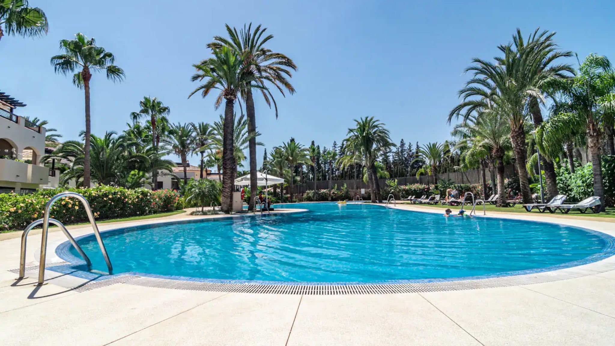Costarentals Marbella Nueva Andalucia flat with pool by Costarentals - M33 - MS 4 NT