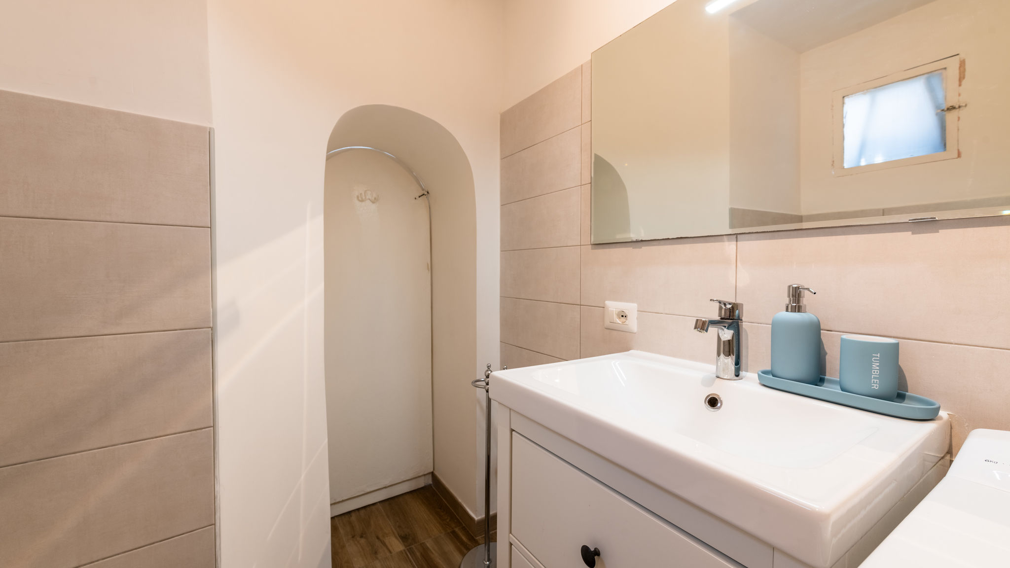 Italianway Roma Archetto by the Vatican