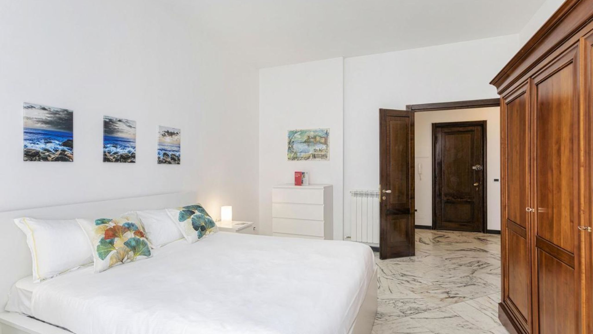 Italianway Genova  Luminous and Charming Apartment in Genoa Center