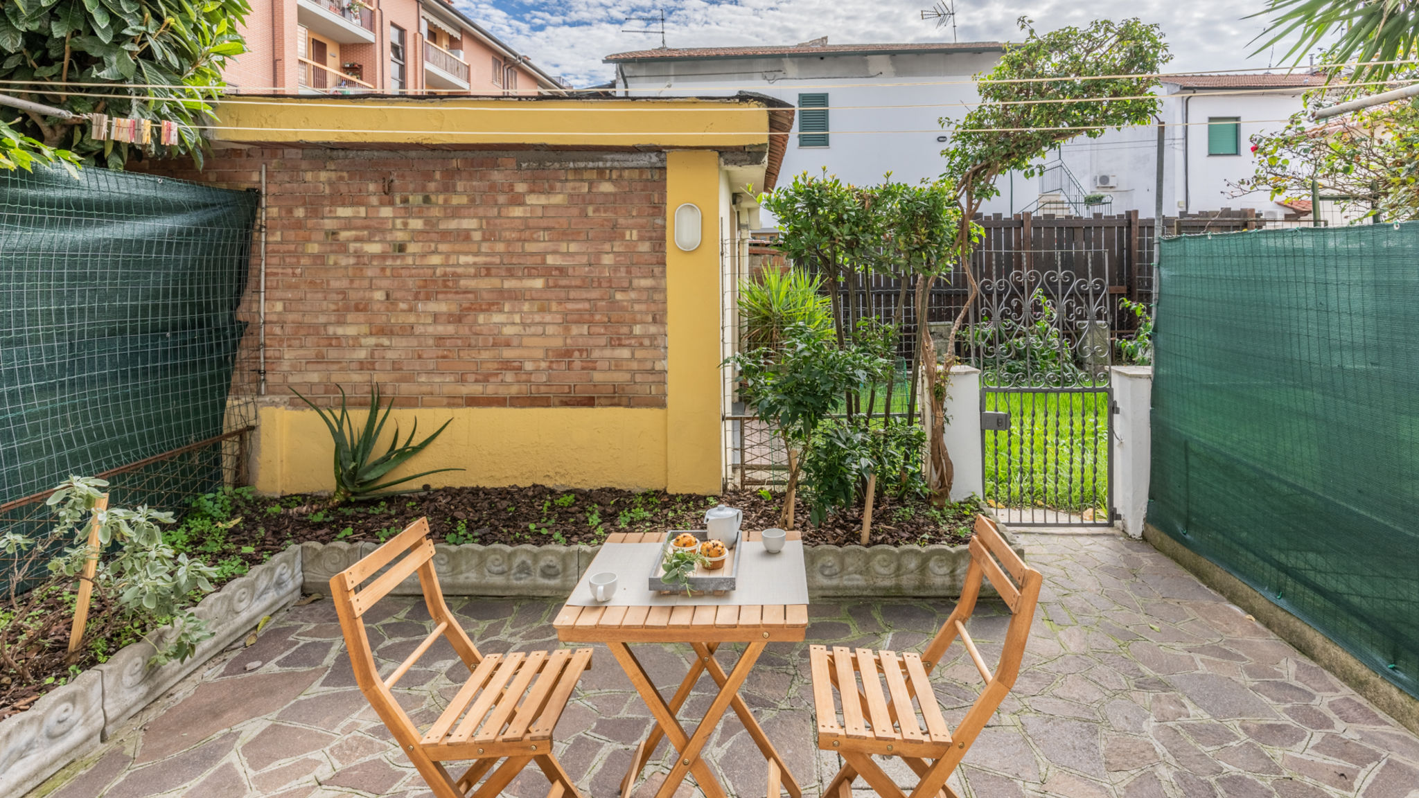 Italianway Pisa Sage&Rosemary Home - with Garden by Pleiades Home