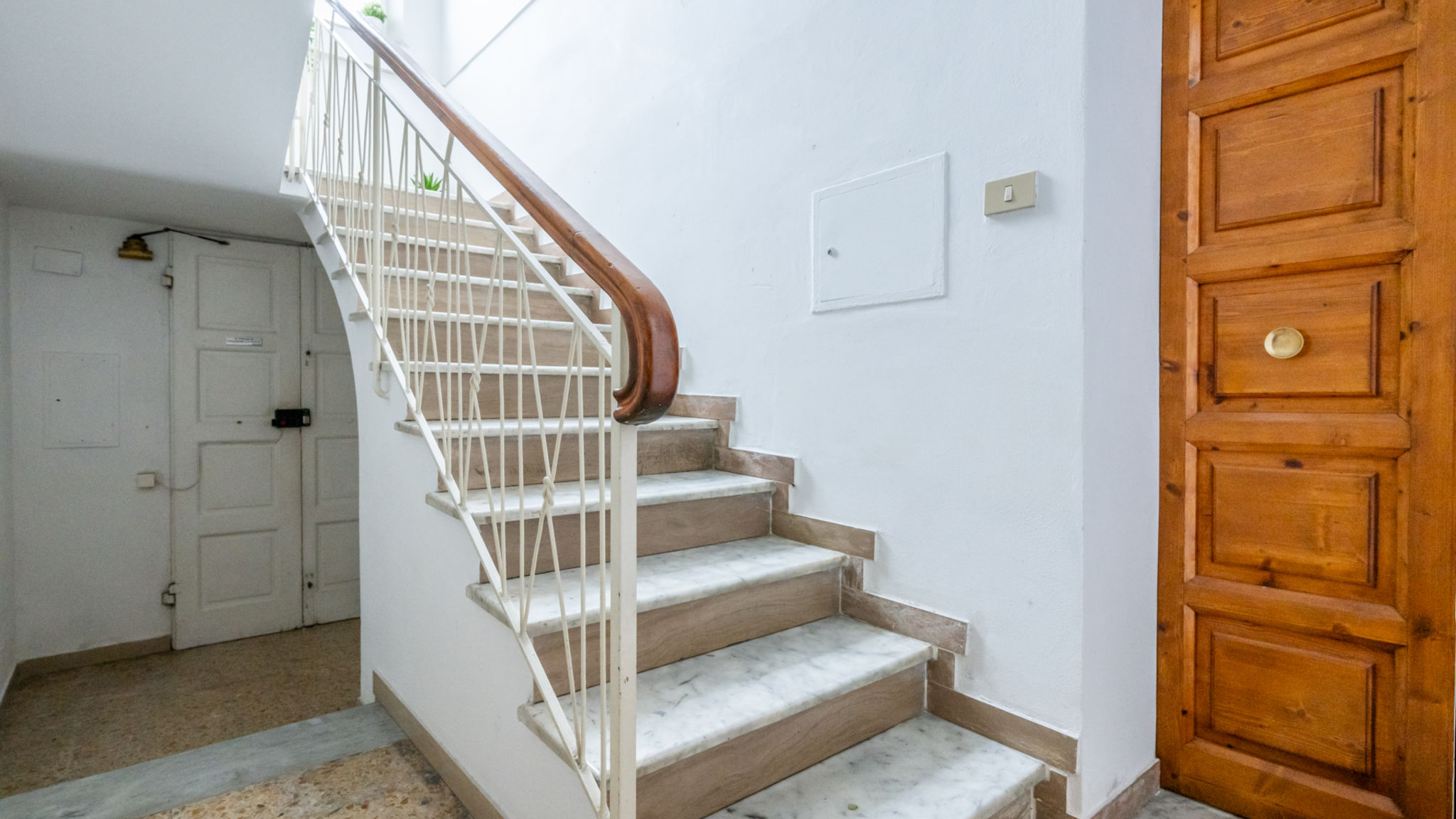 Italianway Pisa Sage&Rosemary Home - with Garden by Pleiades Home