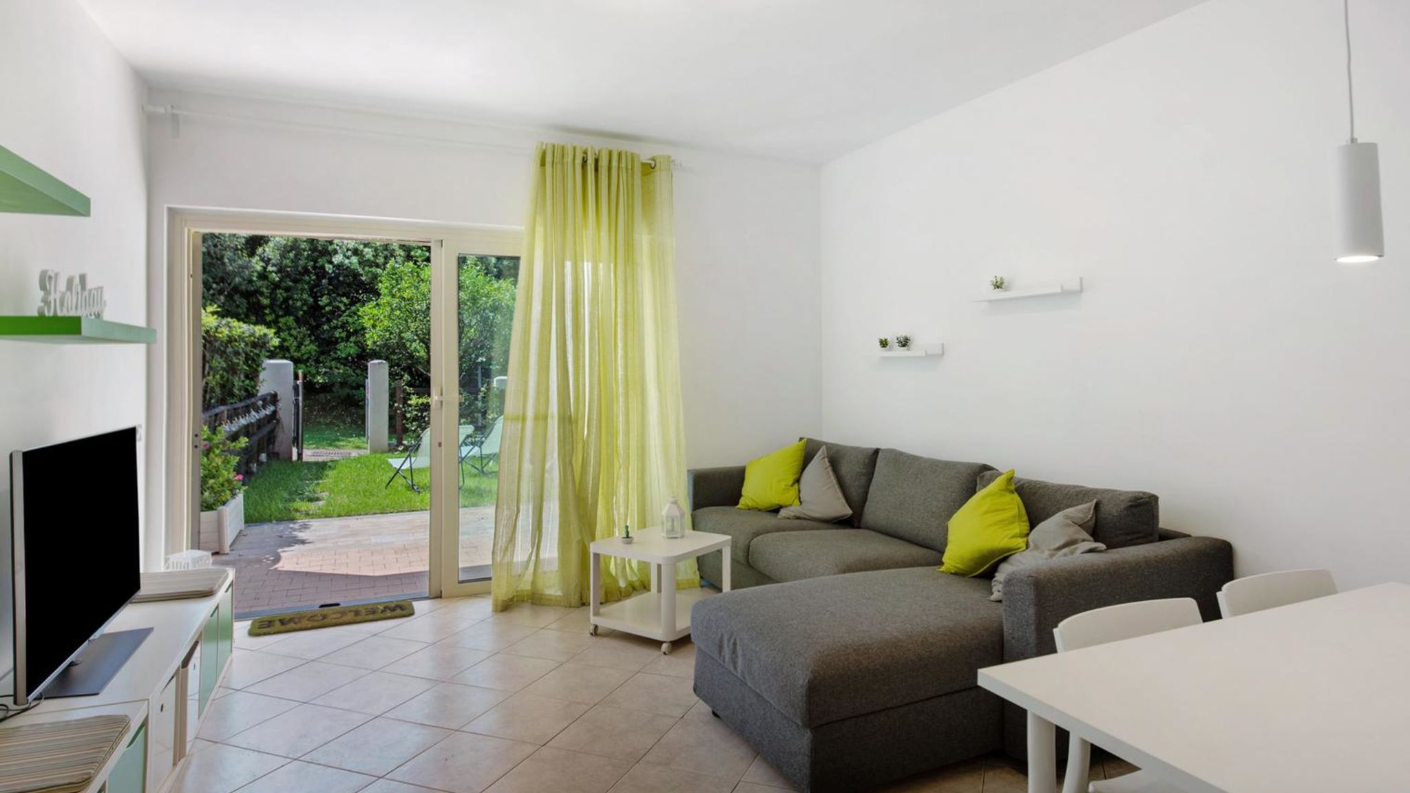 Italianway Arenzano Green House