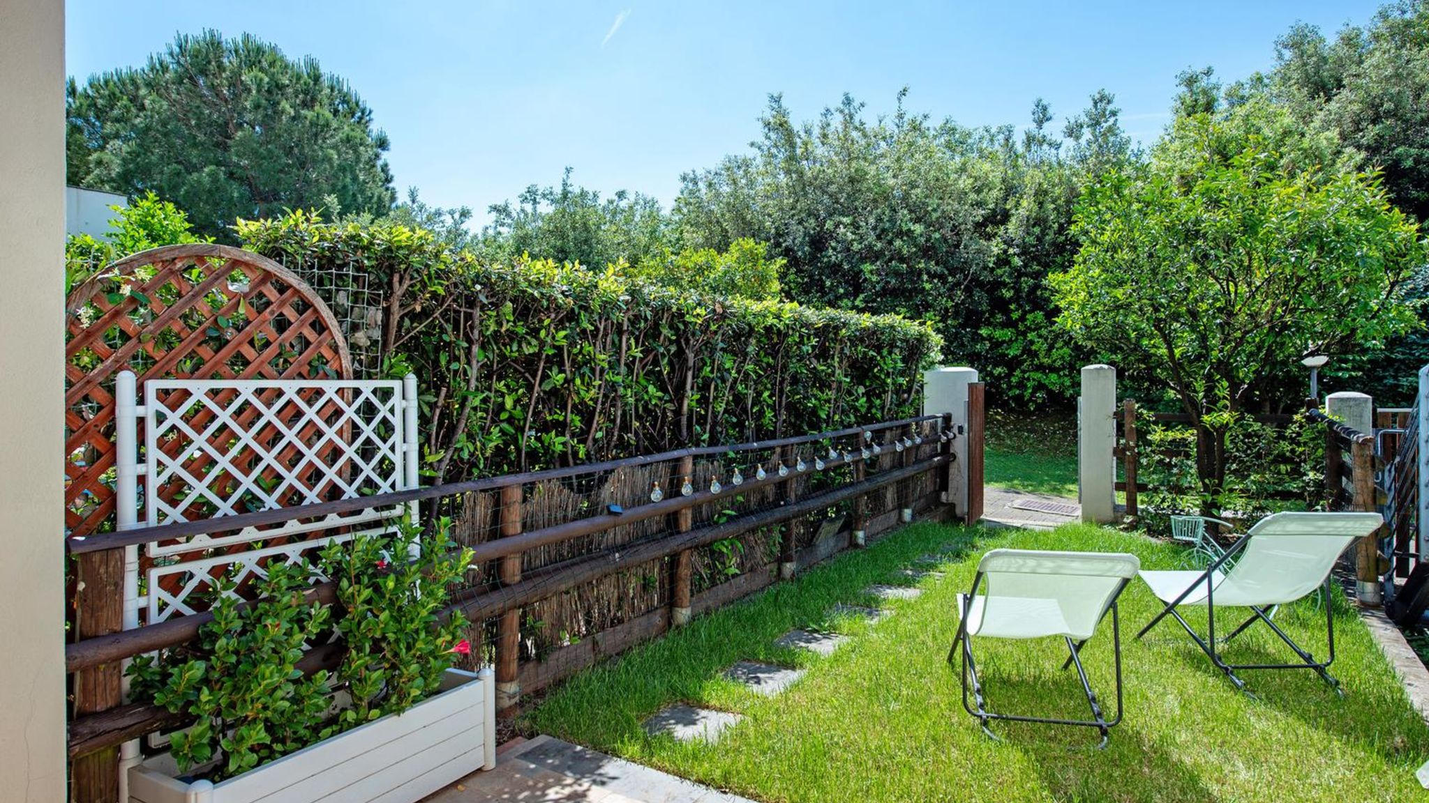 Italianway Arenzano Green House