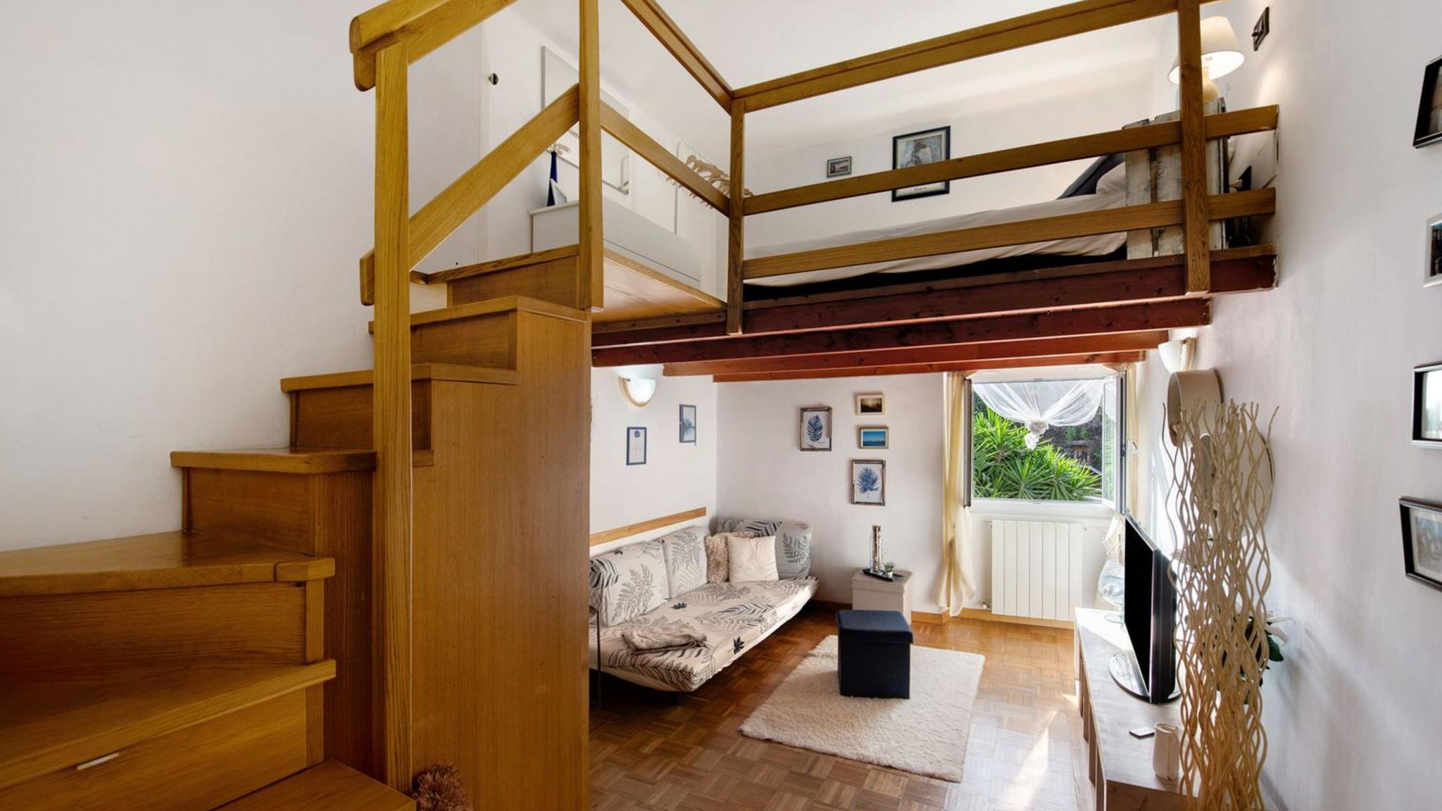 Italianway Genova Casarè a due passi dal mare