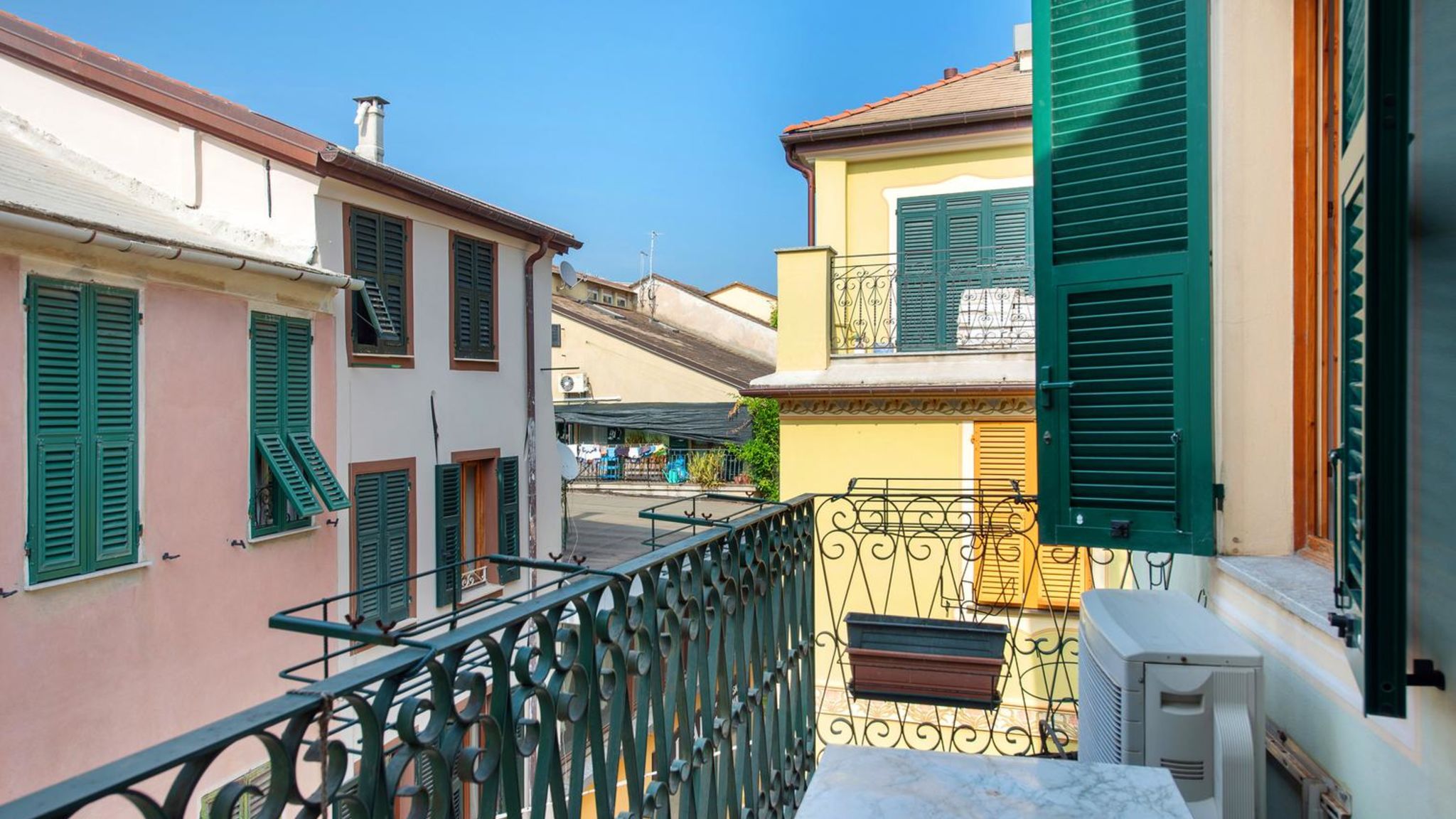 Italianway Arenzano Casa Topazia