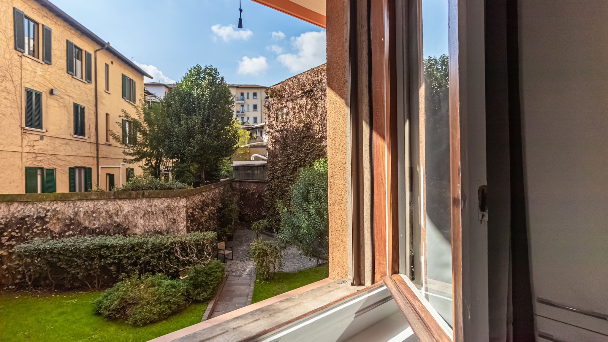 Italianway Milano Dall'Ongaro 27